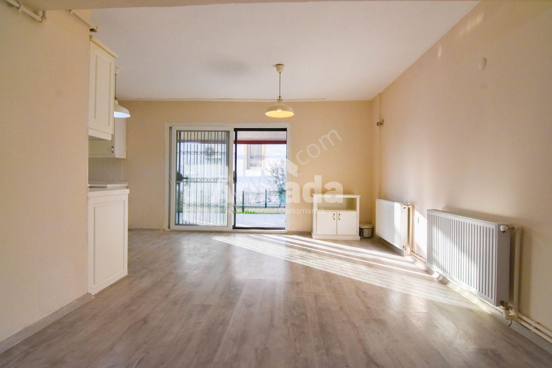 Kuşadası Yavansuda Geniş Bahçe Ve Metrekareye Sahip 1+1 Yazlık - Görsel 24