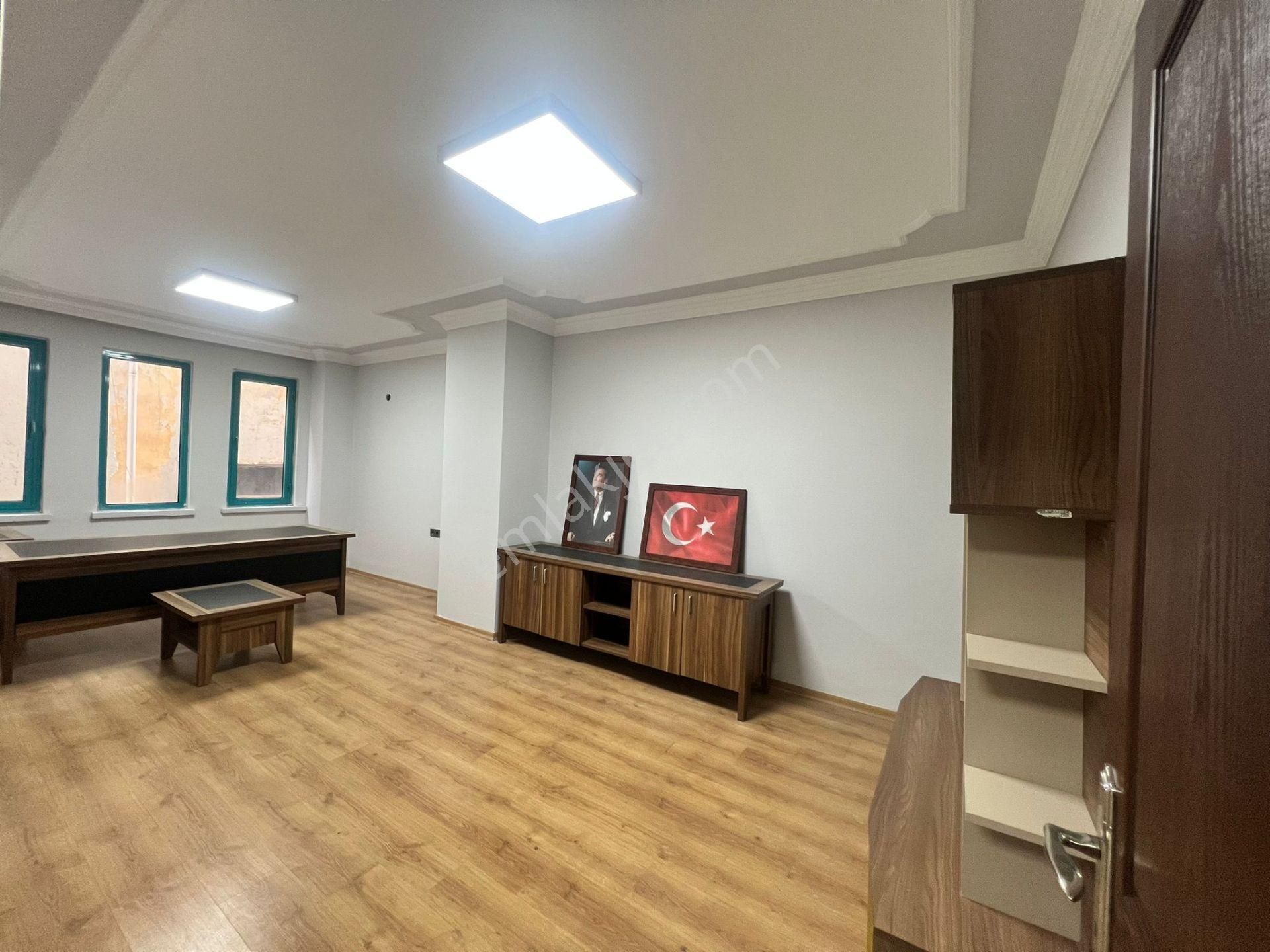 Karınca'dan Mahmudiye Mh'de Kısmi Eşyalı Aylık Ödemeli Ofis! - Görsel 3