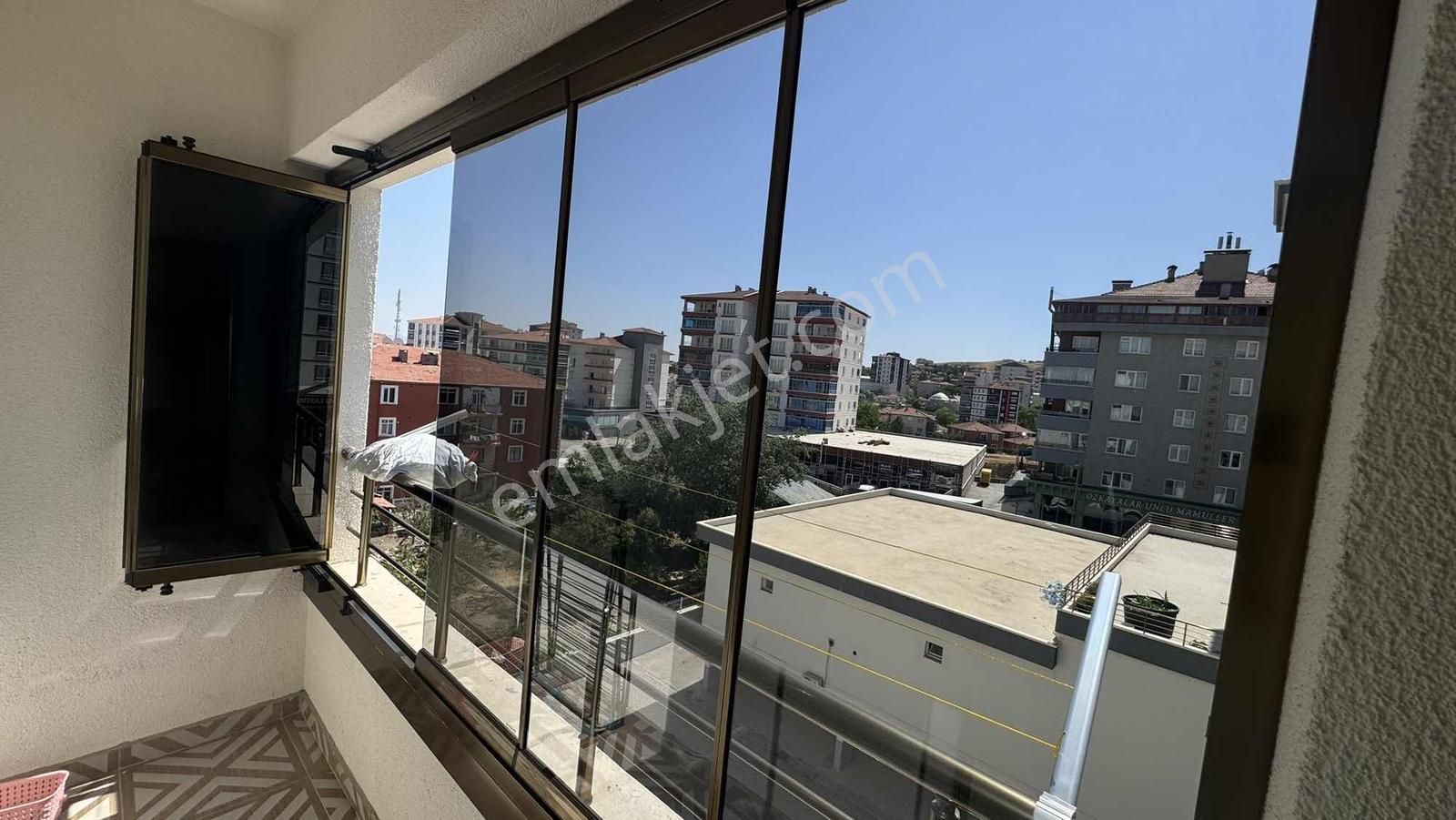 Mercanlardan Yakacık'da Mükemmel Konum 3+1 Satılık Daire - Görsel 14