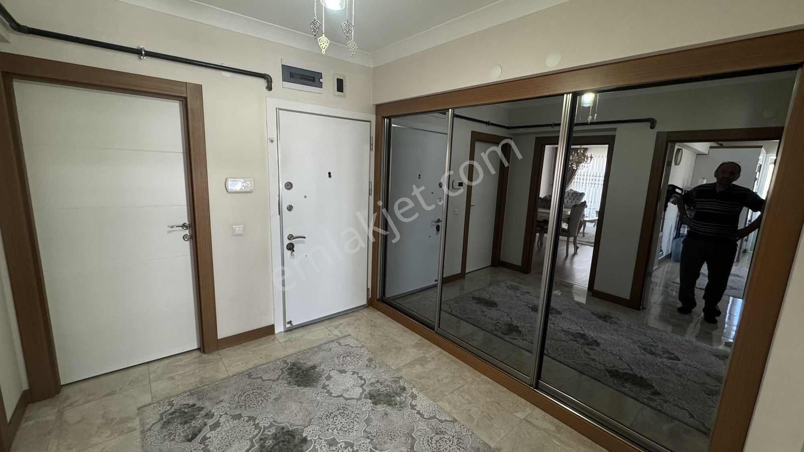 Mercanlardan Yakacık'da Mükemmel Konum 3+1 Satılık Daire - Görsel 21