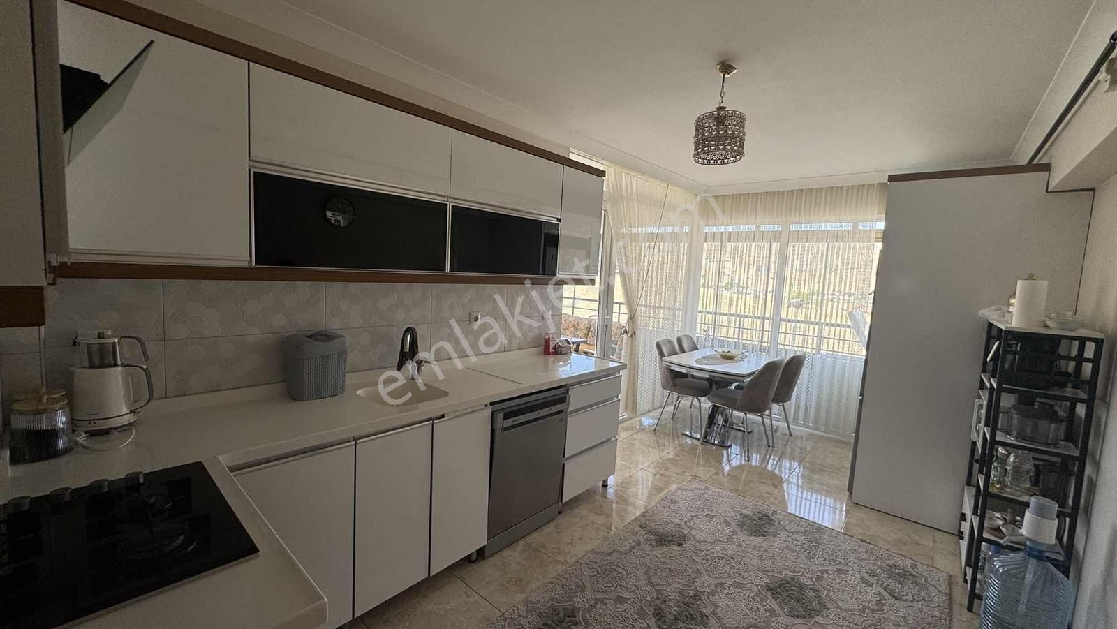 Mercanlardan Yakacık'da Mükemmel Konum 3+1 Satılık Daire - Görsel 4