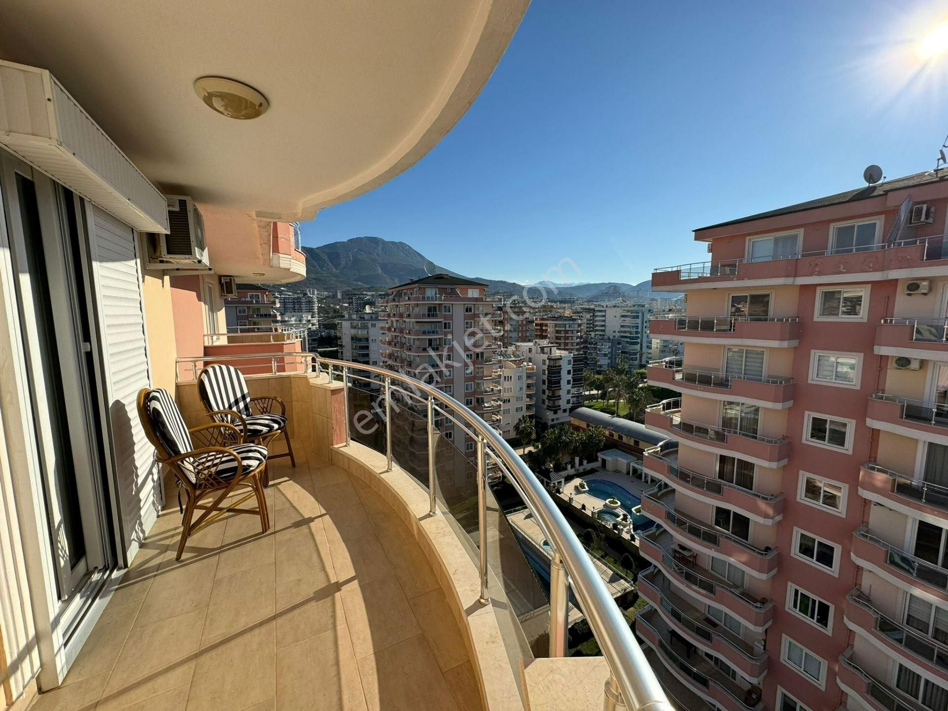 Alanya Mahmutlar’da Denize Sıfır, Panoramik Manzaralı Ultra Lüks 3+1 Dubleks - Görsel 18
