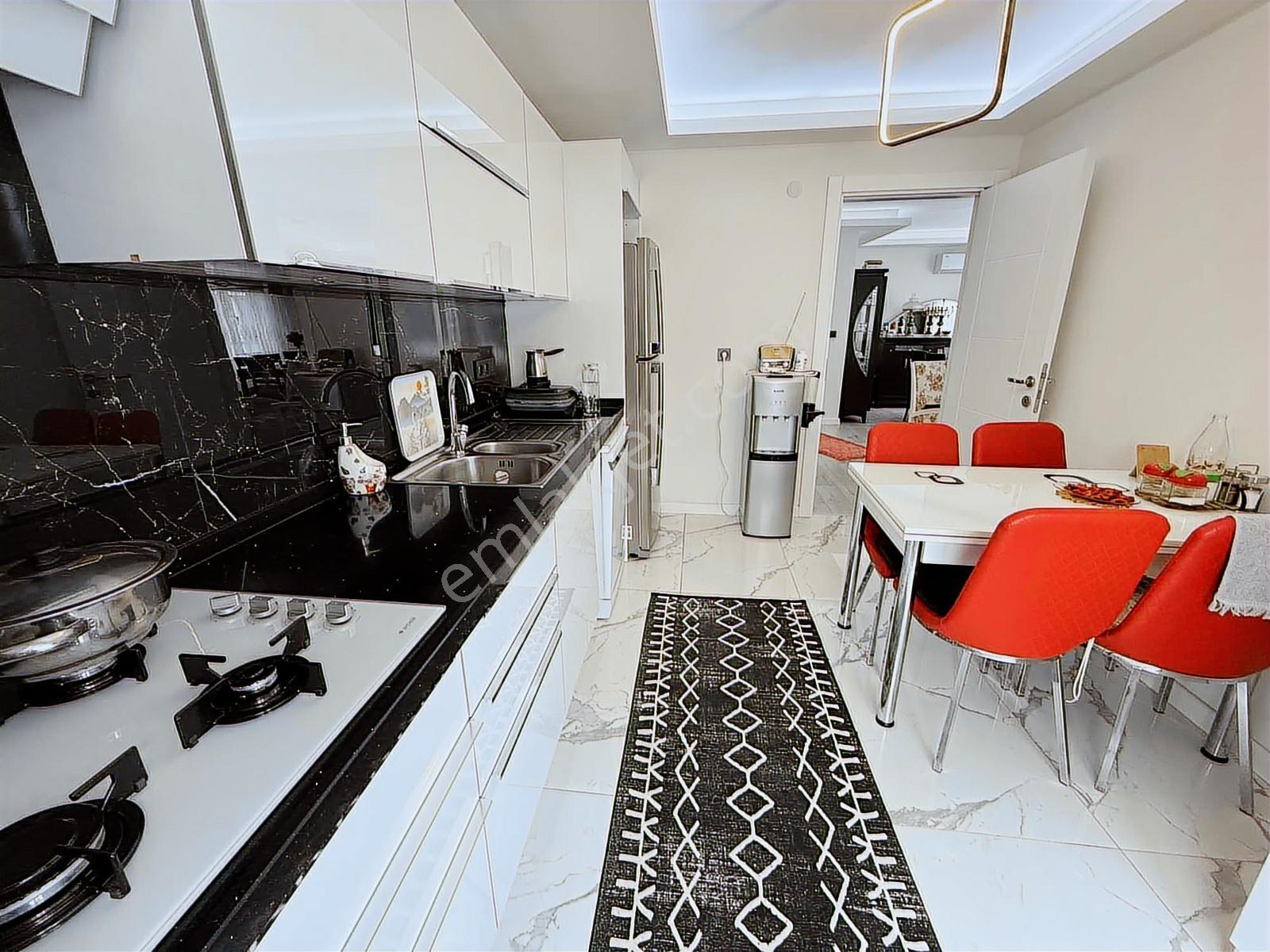 Bm Real Estate Millet Mah'de Satılık 3+1 Dubleks Daire - Görsel 10
