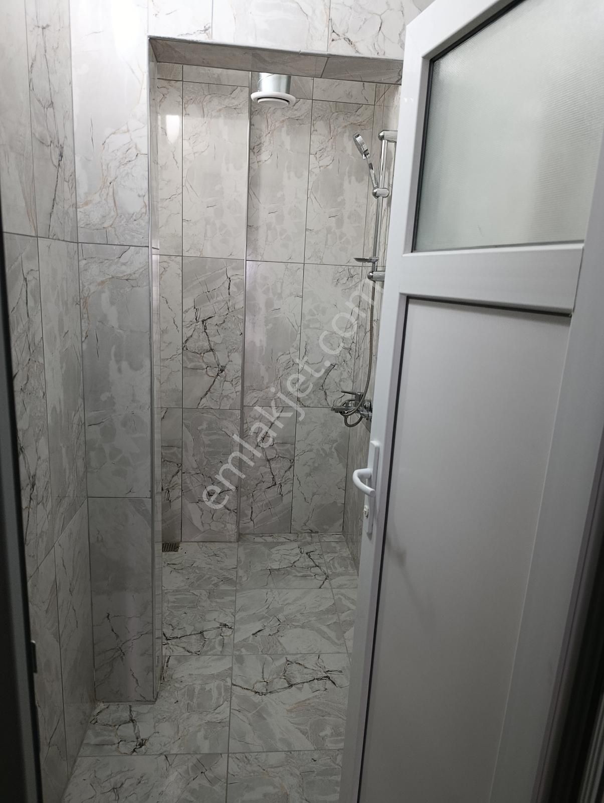 Kariyer Gmden İnegöl Alanyurtta Lüks Sitede 2+1 Kiralık Daire - Görsel 13