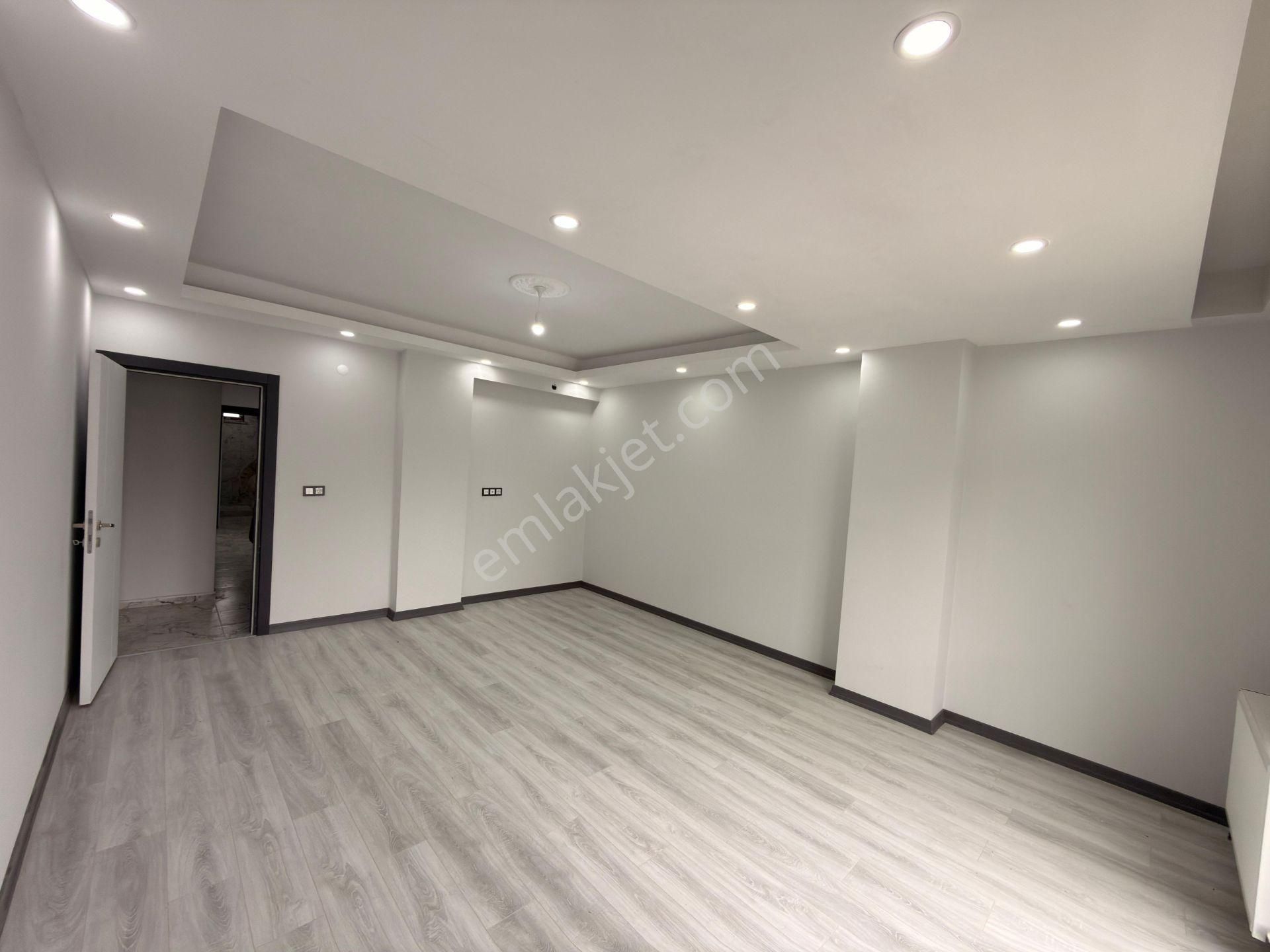 Güvenden Çarşı İçi İskanlı Ön Cephe 2+1 Satılık Daire - Görsel 6