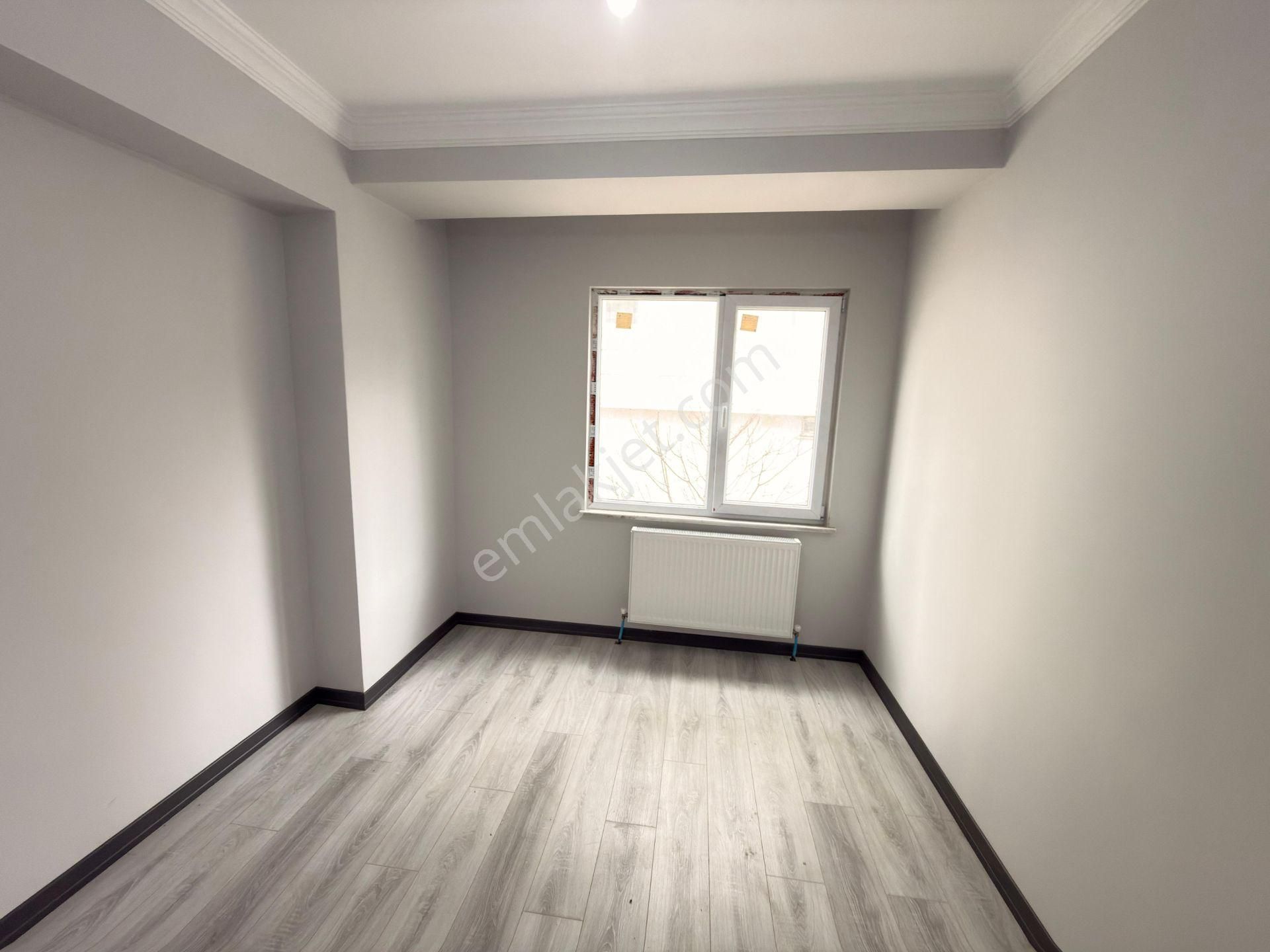 Güvenden Çarşı İçi İskanlı Ön Cephe 2+1 Satılık Daire - Görsel 8