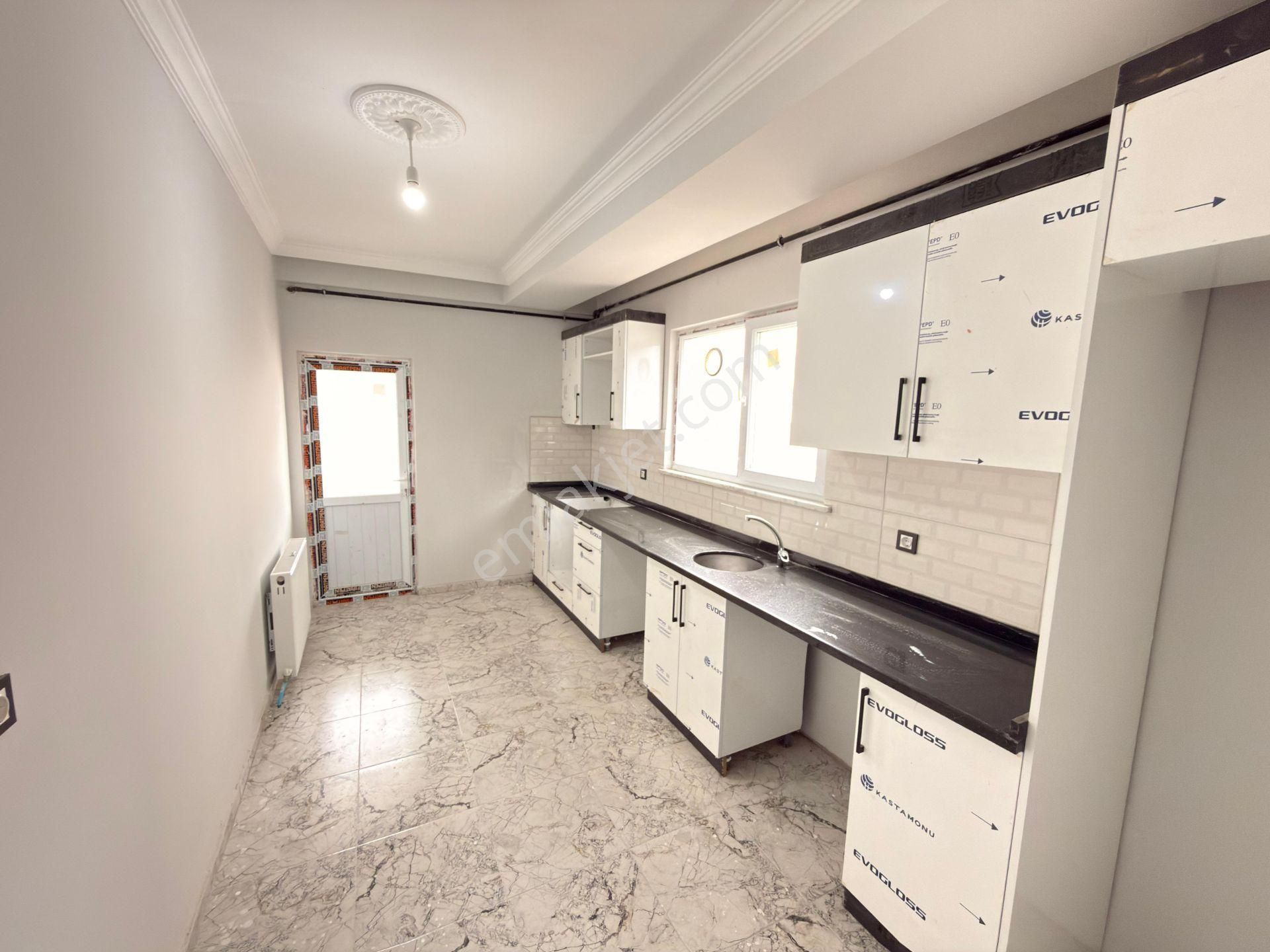 Güvenden Çarşı İçi İskanlı Ön Cephe 2+1 Satılık Daire - Görsel 20