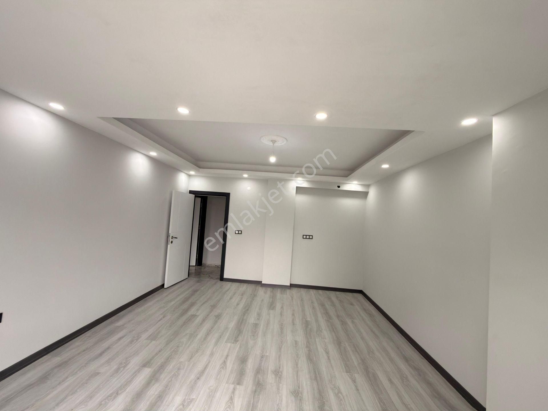 Güvenden Çarşı İçi İskanlı Ön Cephe 2+1 Satılık Daire - Görsel 2