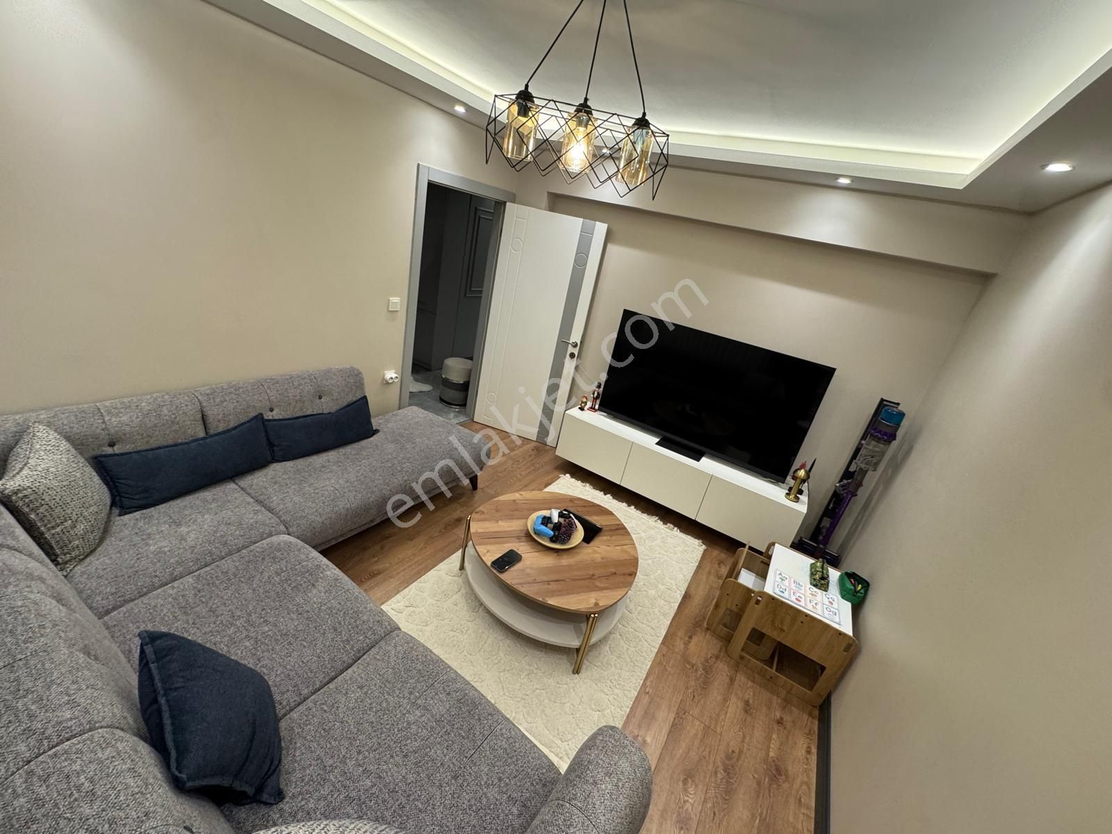 Plevne Mahallesinde 3+1 Harika Konumda Satılık Daire - Görsel 9