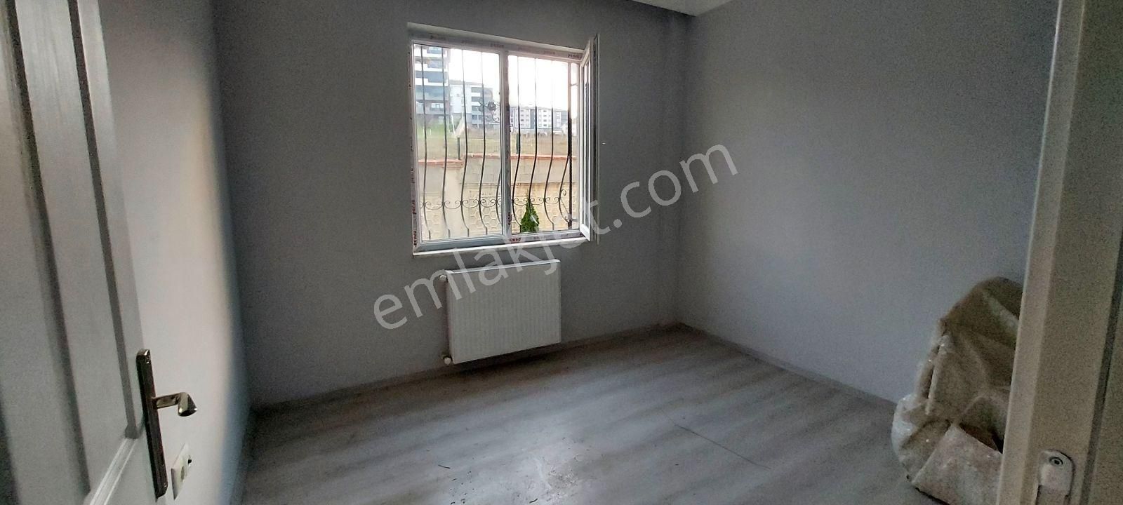 Kariyer'den Alanyurtta 3+1 Site İçi Kiralık Daire - Görsel 3
