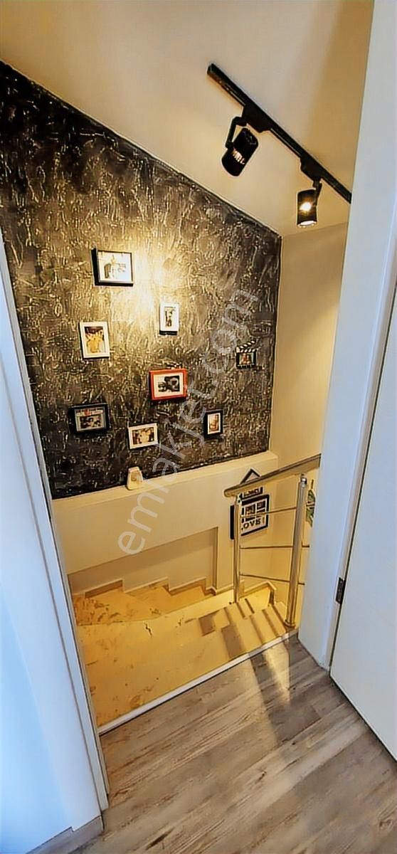 Kariyer Gm 'den Çevre Yolunda Panoroma Sitesi Satılık Dubleks - Görsel 17