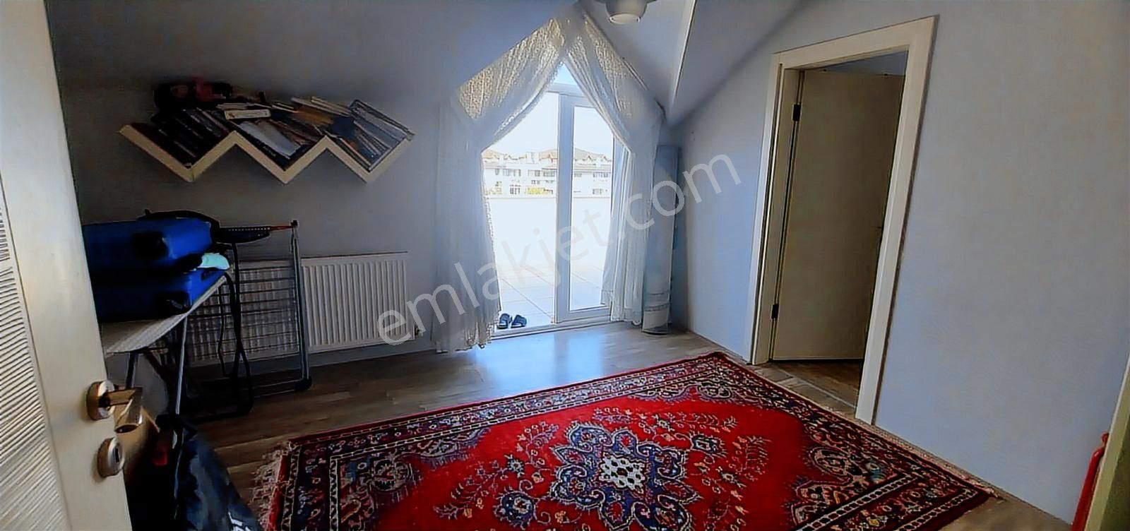 Kariyer Gm 'den Çevre Yolunda Panoroma Sitesi Satılık Dubleks - Görsel 15