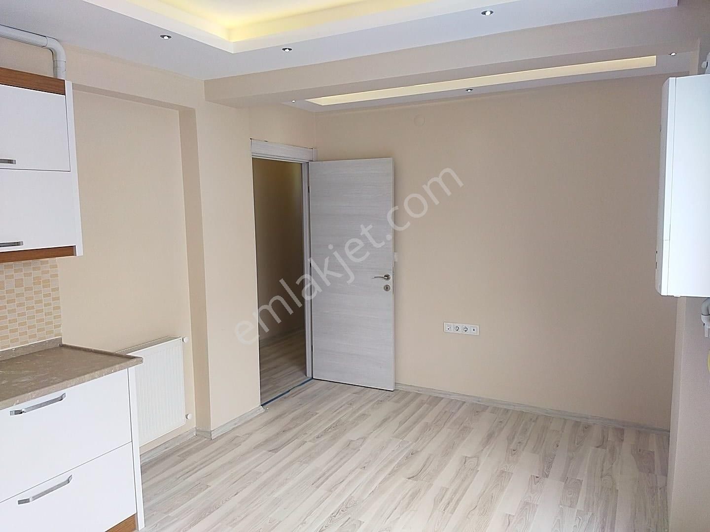 Bayraklı Gümüşpala Emek Mahallesinde Satılık 2+1 Daire - Görsel 17