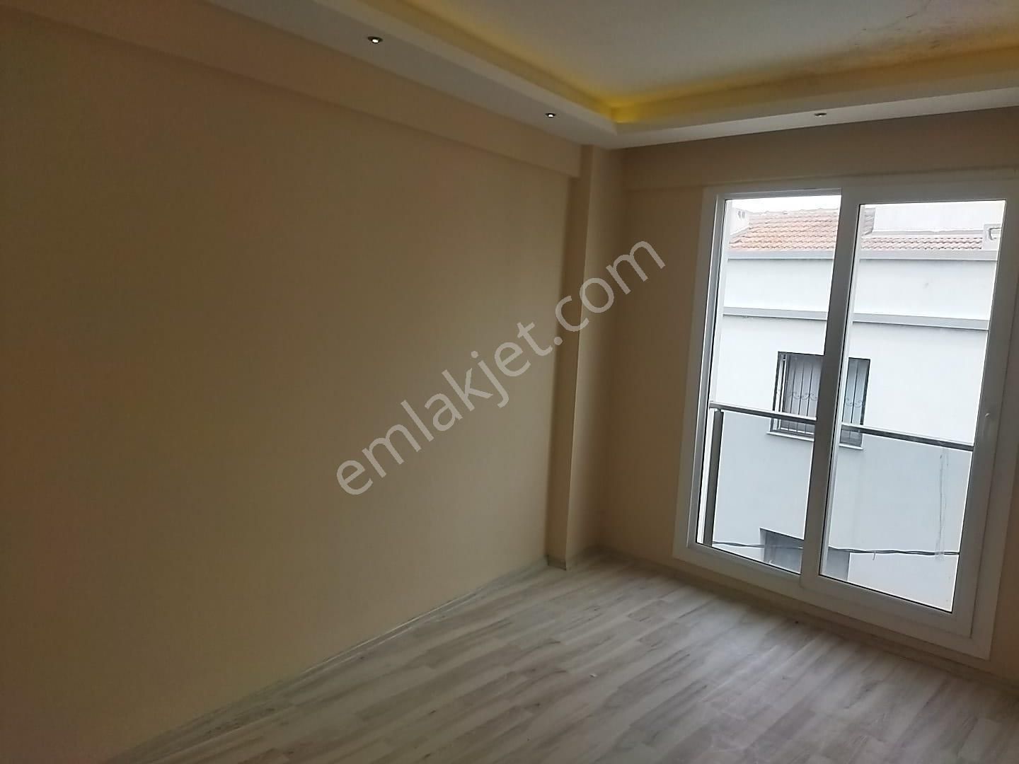 Bayraklı Gümüşpala Emek Mahallesinde Satılık 2+1 Daire - Görsel 6