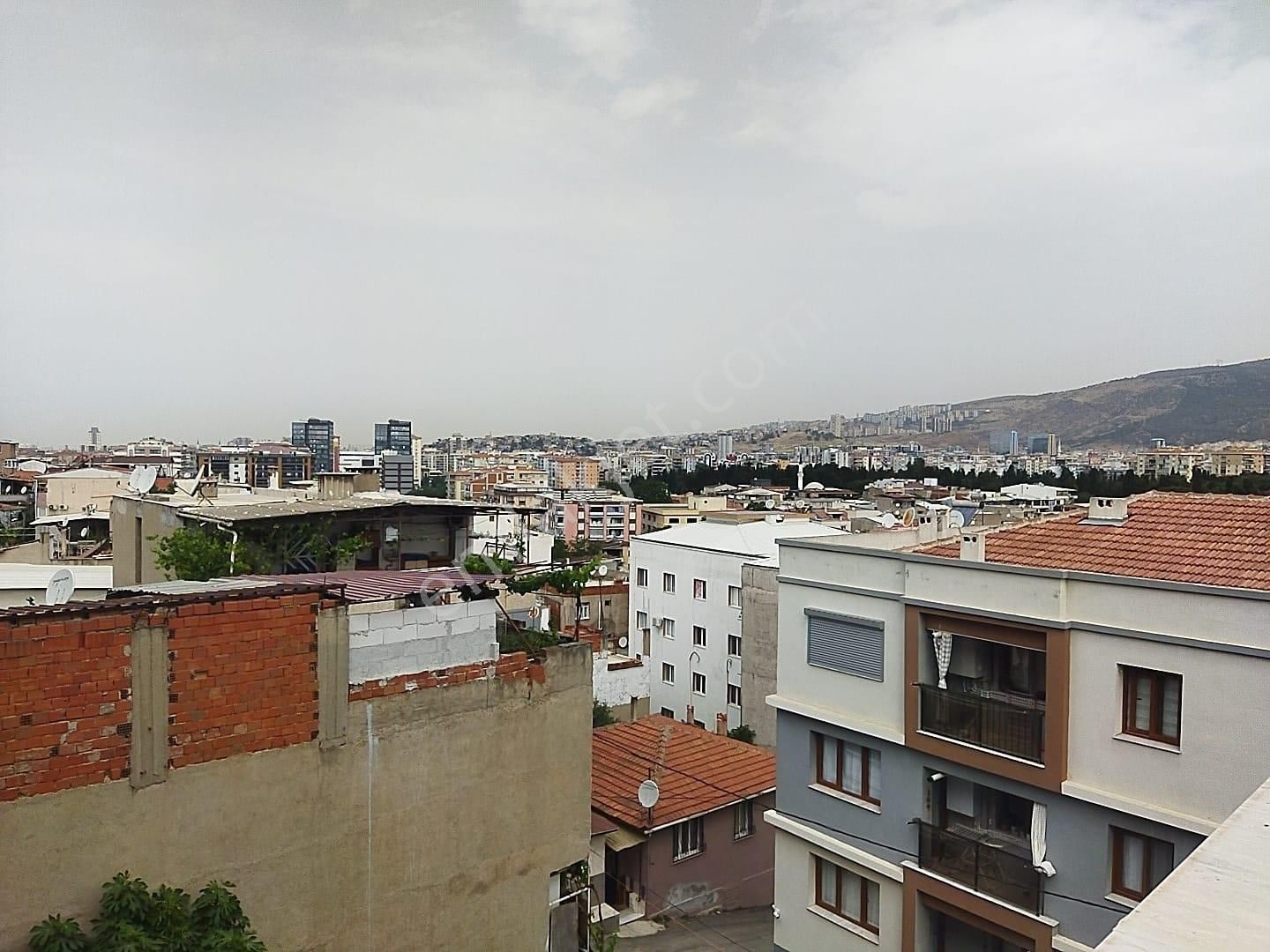 Bayraklı Gümüşpala Emek Mahallesinde Satılık 2+1 Daire - Görsel 34