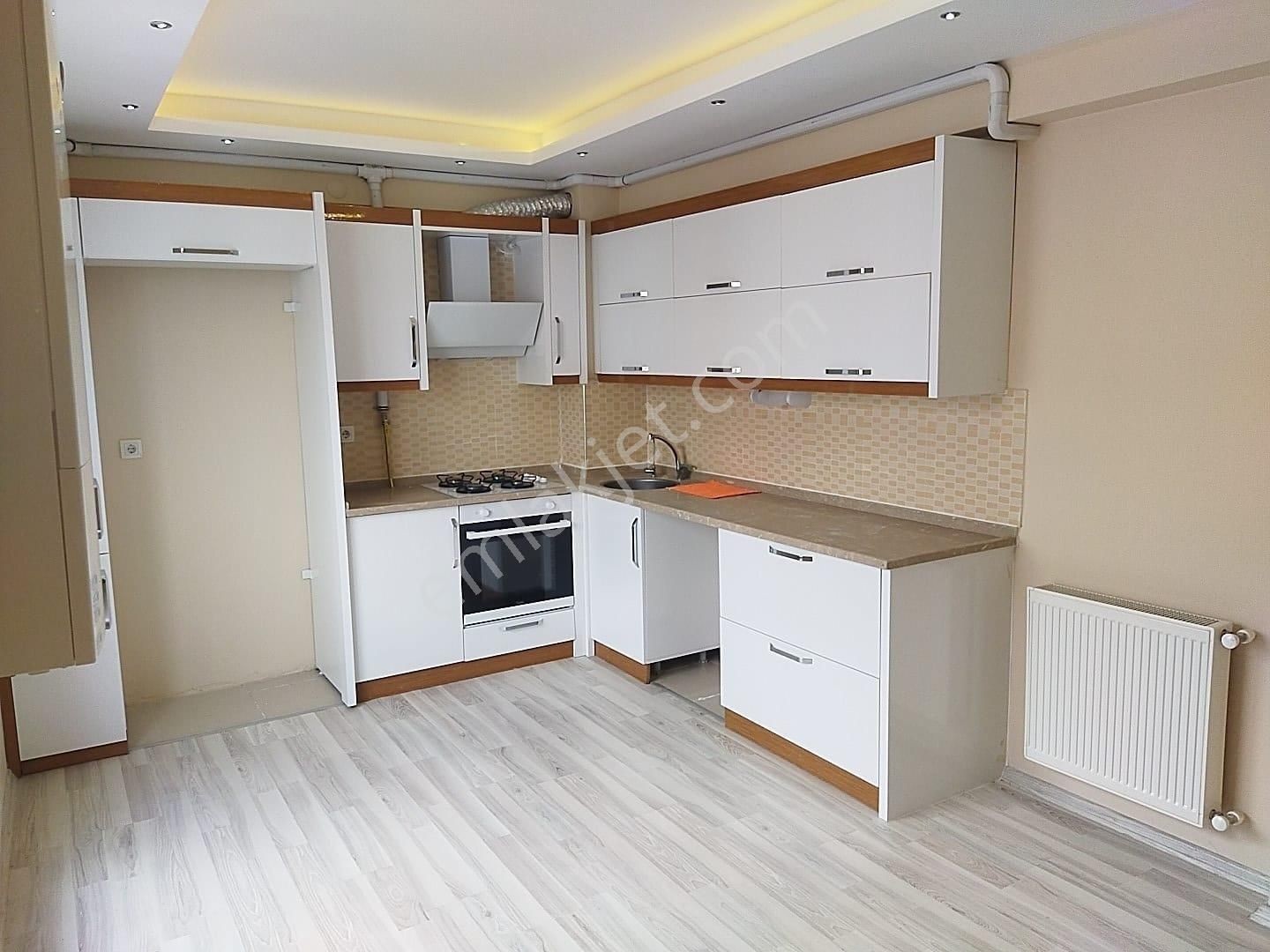 Bayraklı Gümüşpala Emek Mahallesinde Satılık 2+1 Daire - Görsel 12