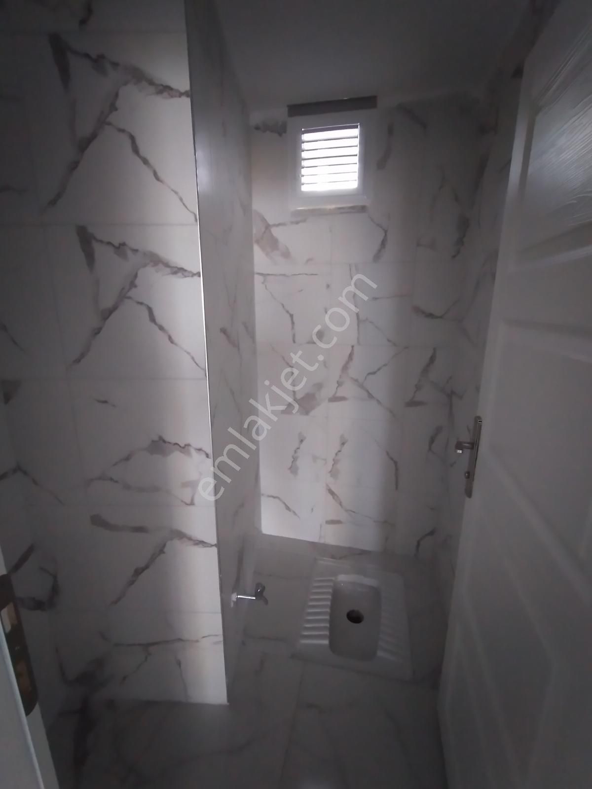 Cengiz Topel Caddesi Üzerinde Satılık 92 M2 Asma Katlı İşyeri - Görsel 8