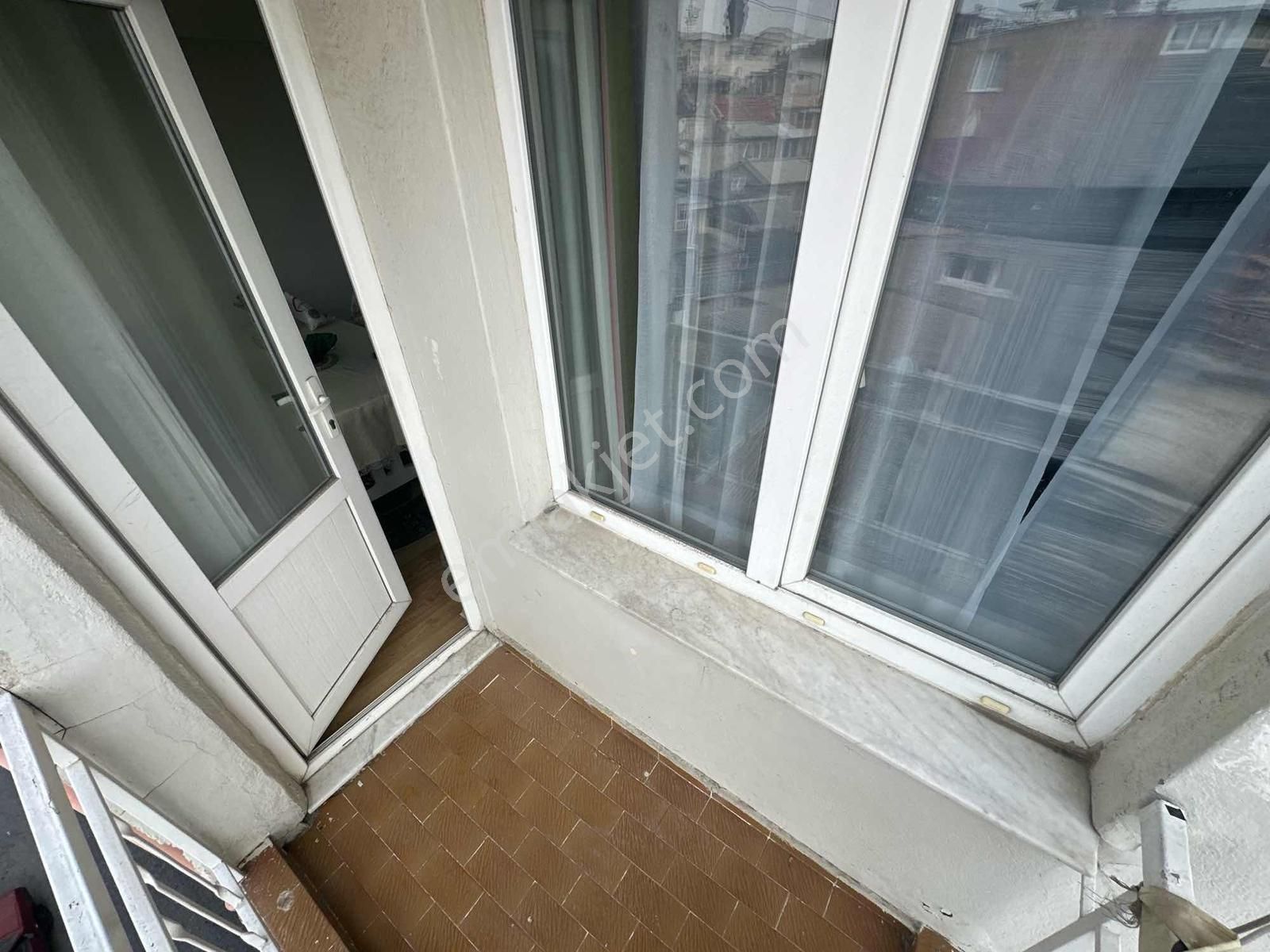 Üçyol Metroya Yürüme Mesafesinde Satılık 3+1 Bakımlı Daire - Görsel 22