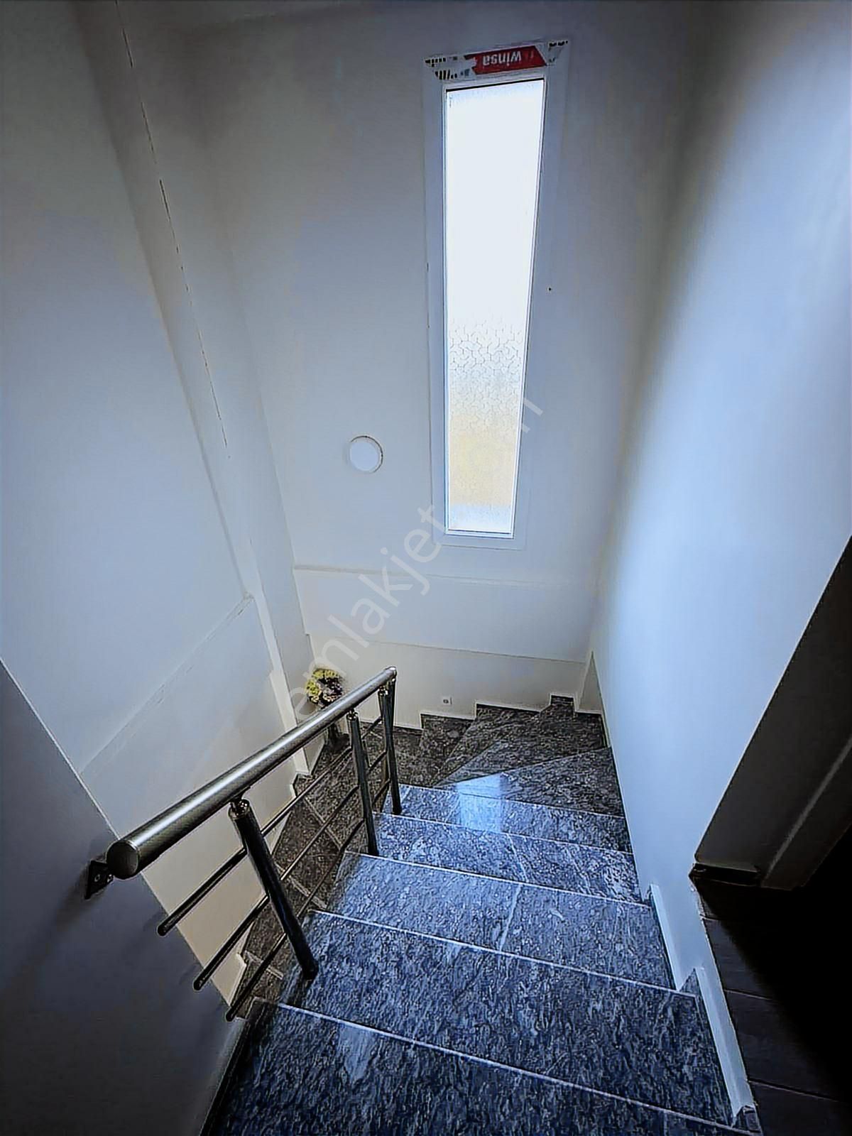 Mordoğan Emlaktan Cadde Üzerinde 3+1 Satılık Müstakil Yazlık - Görsel 12