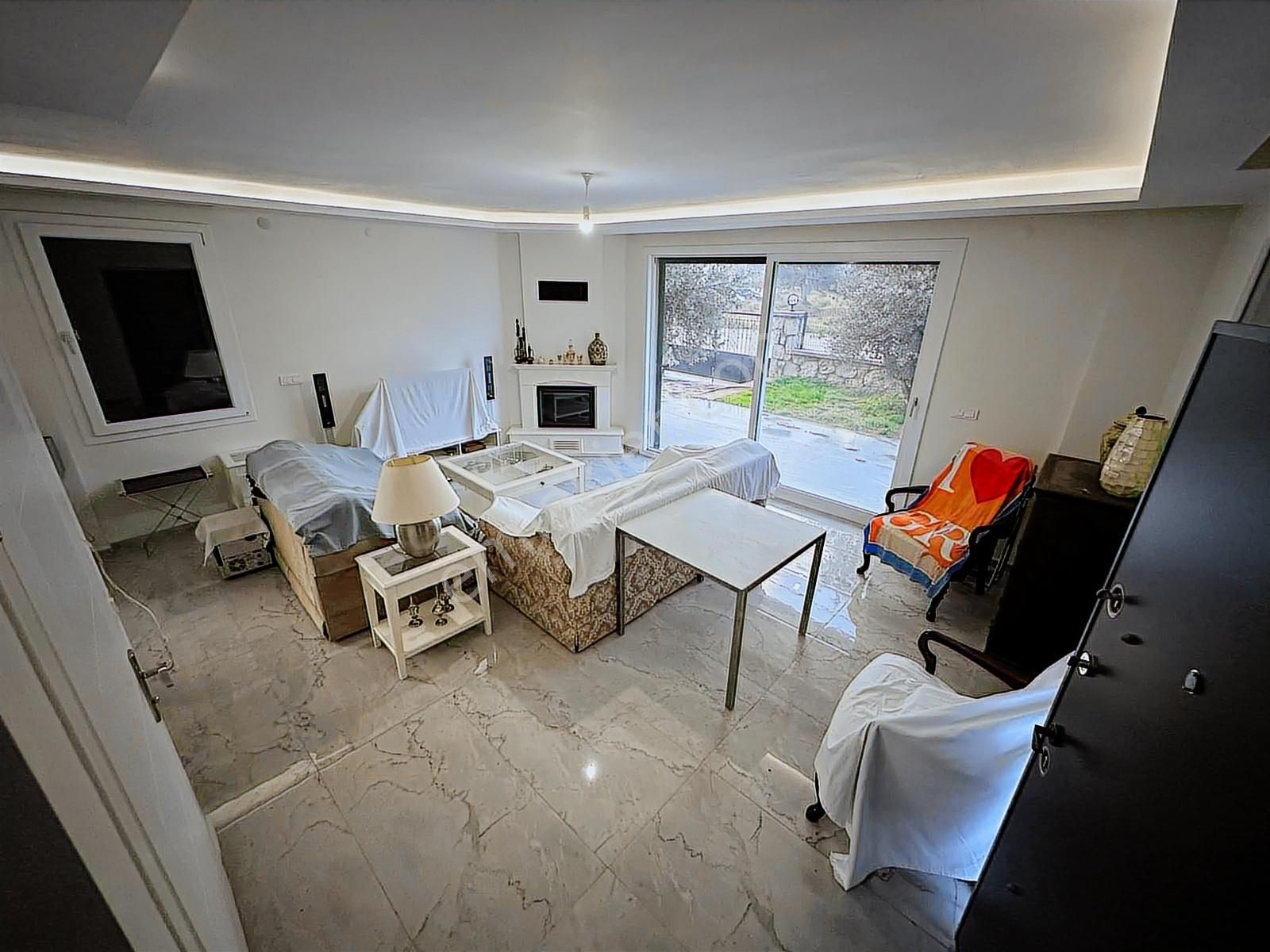 Mordoğan Emlaktan Cadde Üzerinde 3+1 Satılık Müstakil Yazlık - Görsel 3