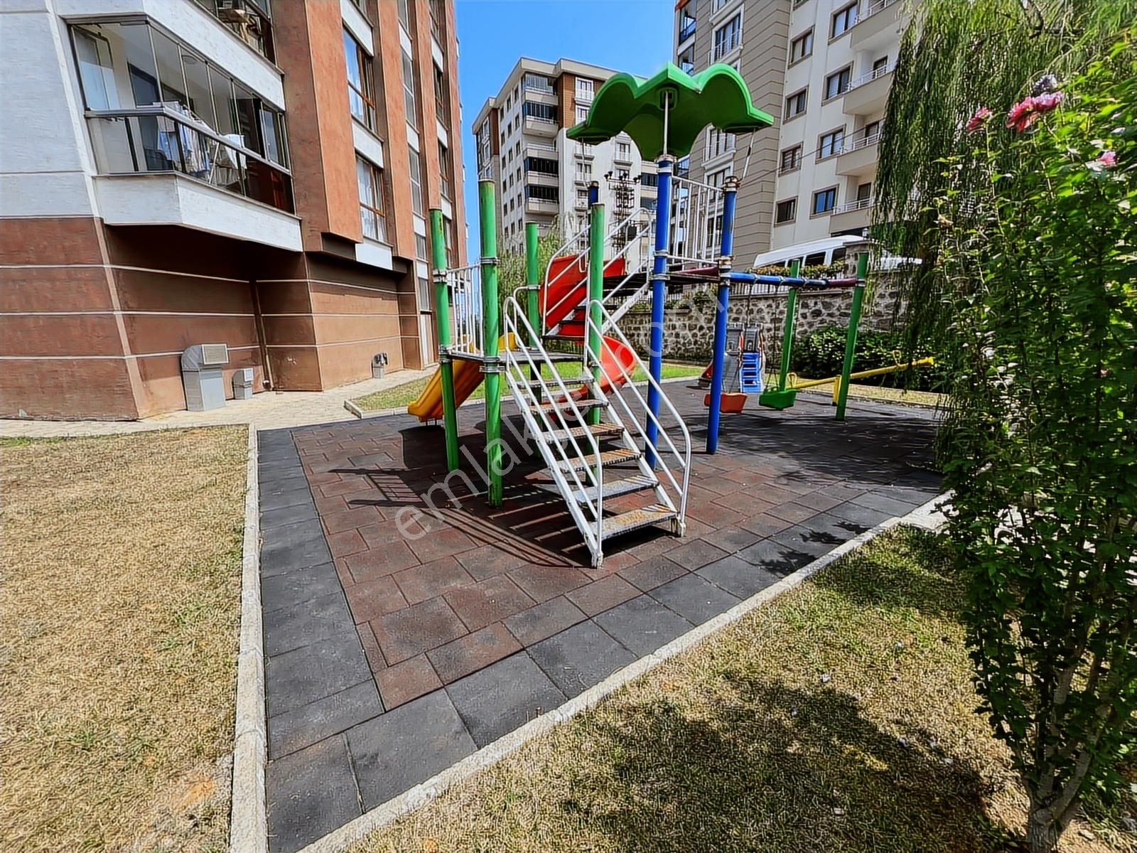 Riva Gymdn Yalıncak Twın Part Sitesinde Deniz Manzaralı Ferah - Görsel 9