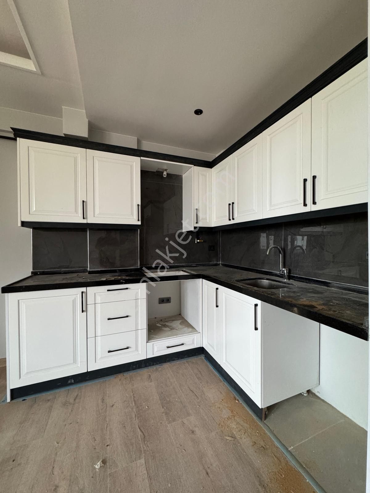 Atakum Küçükkolpınar'da Satılık Sıfır 1+1 Daire - Görsel 8