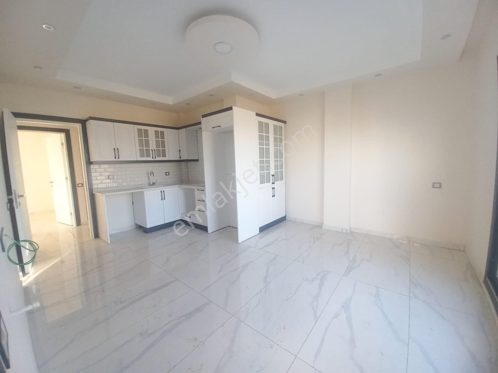 Didim Cumhuriyet Mahallesinde Yerden Isıtmalı ,asansörlü 2+1 Daire - Görsel 3