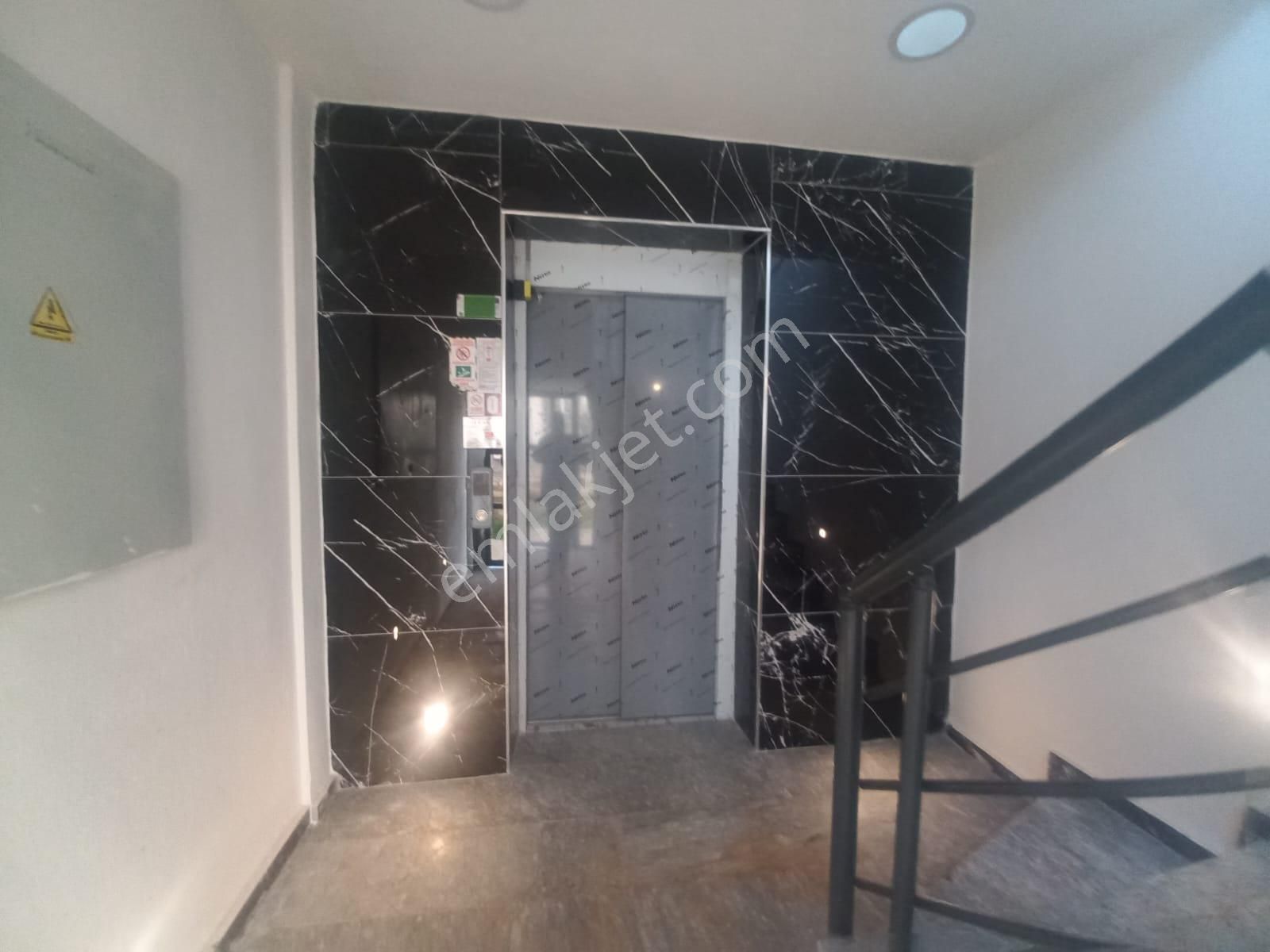 Didim Cumhuriyet Mahallesinde Yerden Isıtmalı ,asansörlü 2+1 Daire - Görsel 14