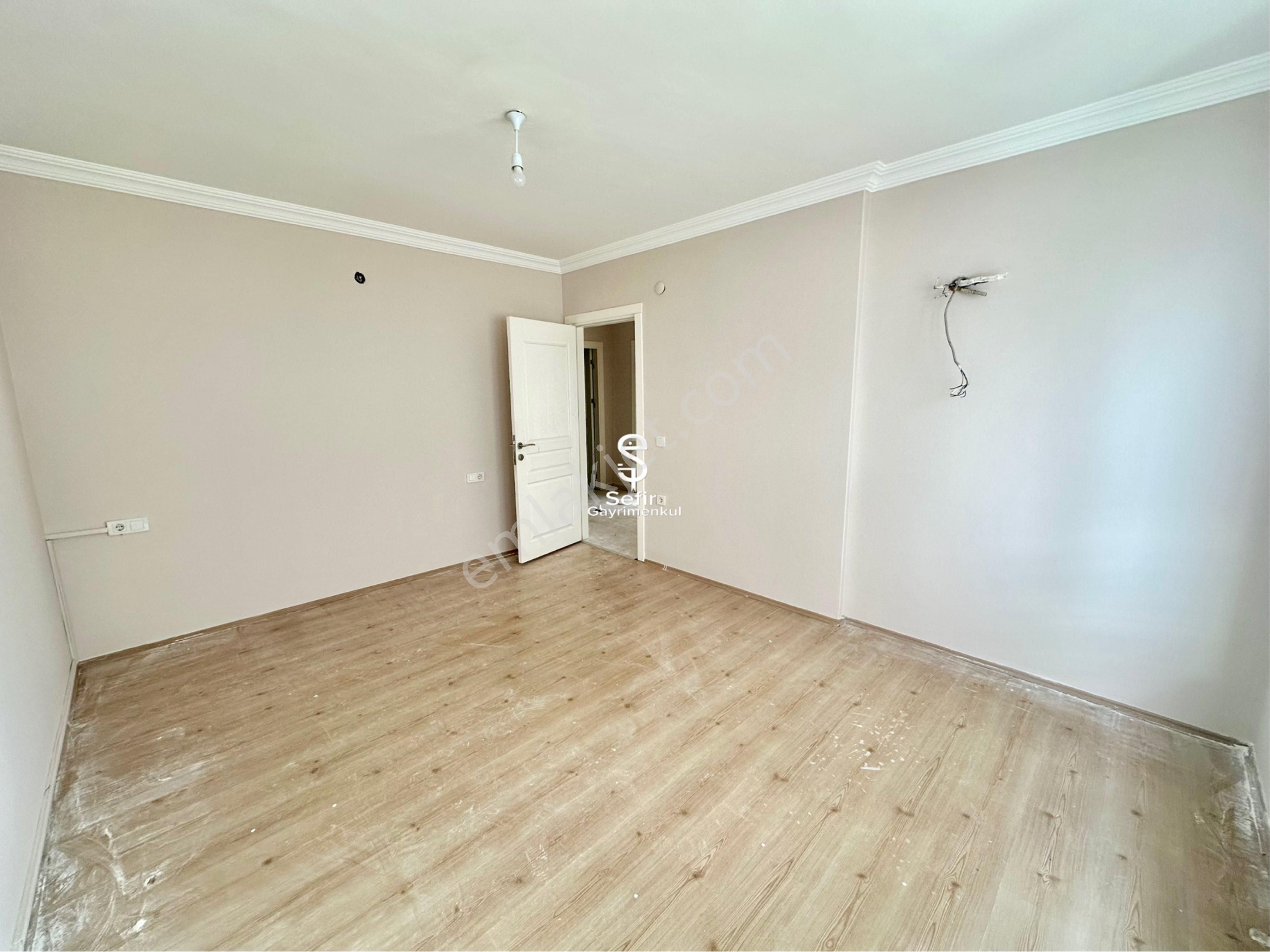 Alanya Devlet Hastanesi Yanında Kiralık 3+1 Ayrı Mutfak Daire - Görsel 12