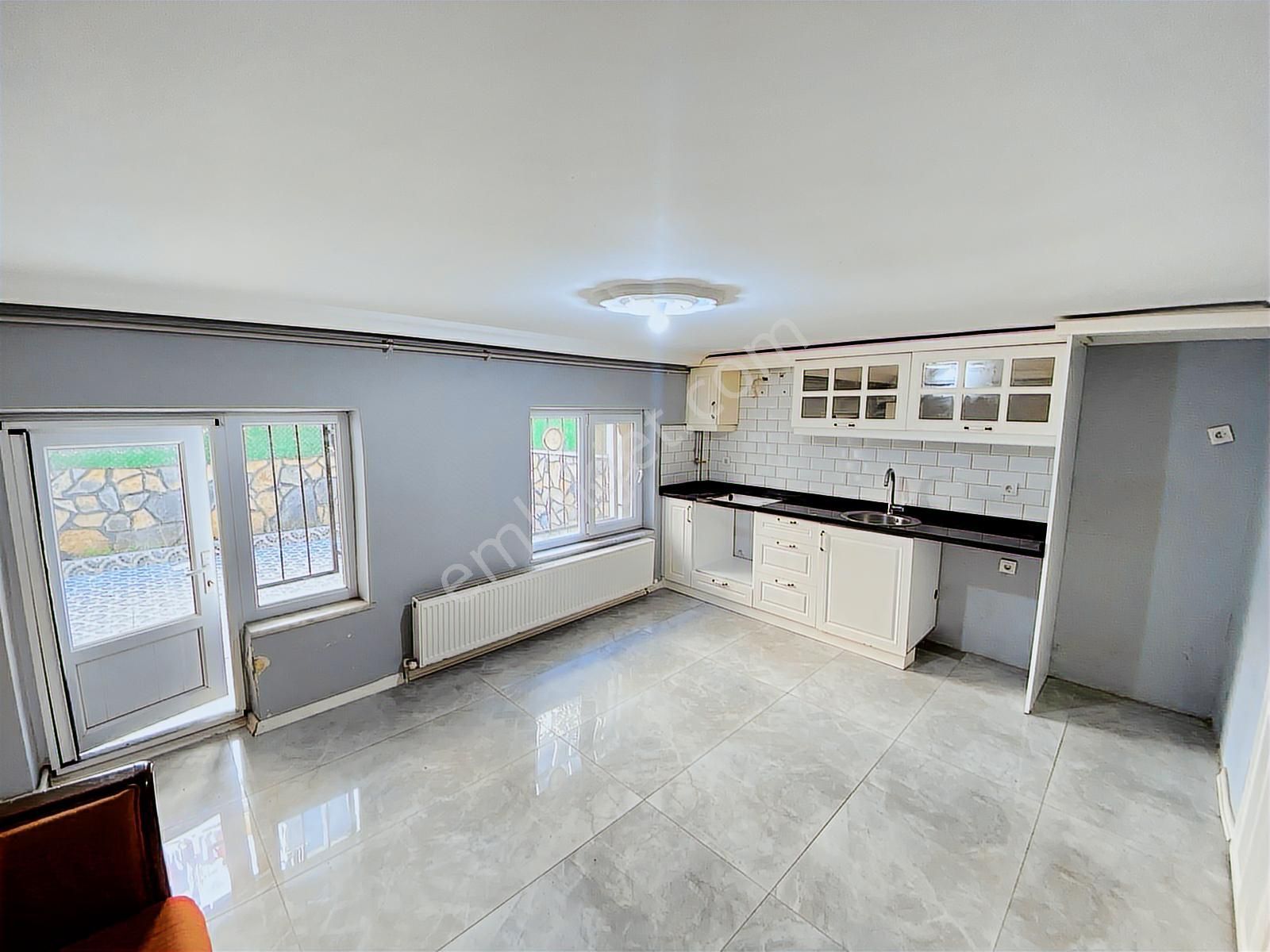 Verandalı,teraslı,şömineli,hobi Bahçeli 4+2 Kiralık Müstakil Ev - Görsel 26