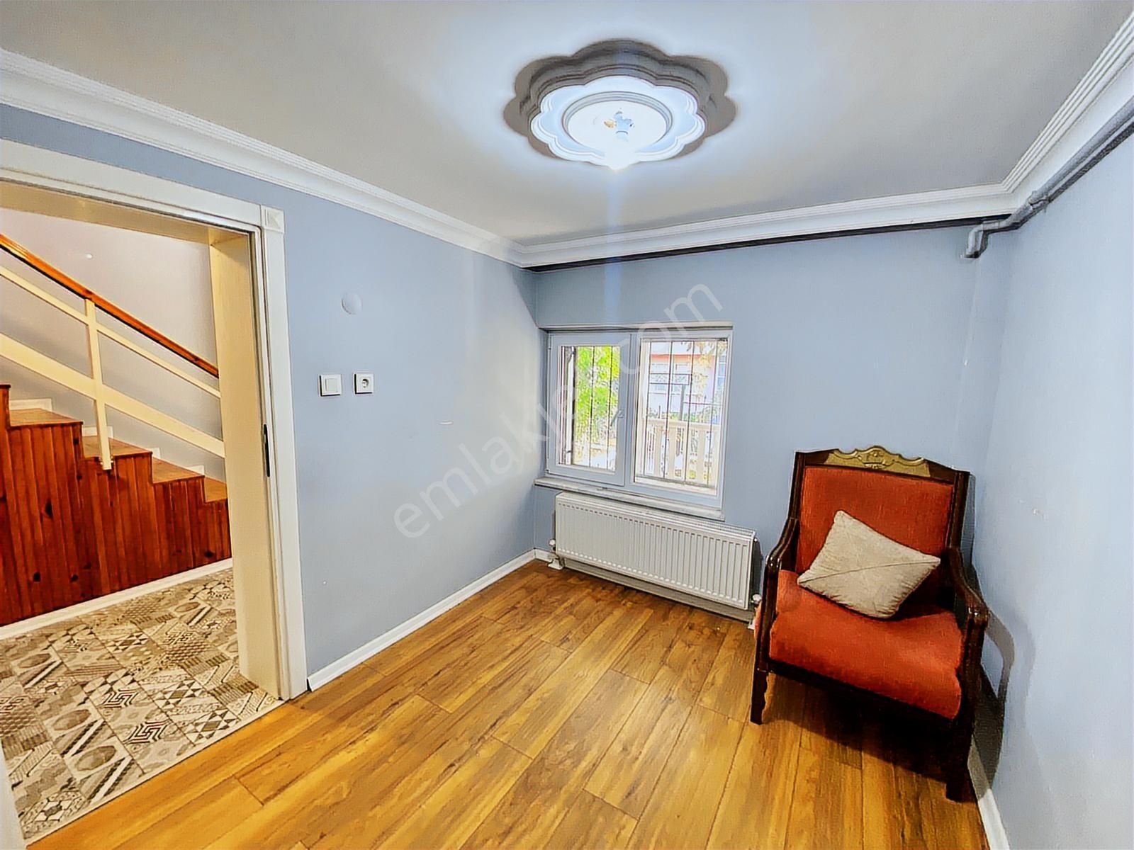 Verandalı,teraslı,şömineli,hobi Bahçeli 4+2 Kiralık Müstakil Ev - Görsel 7