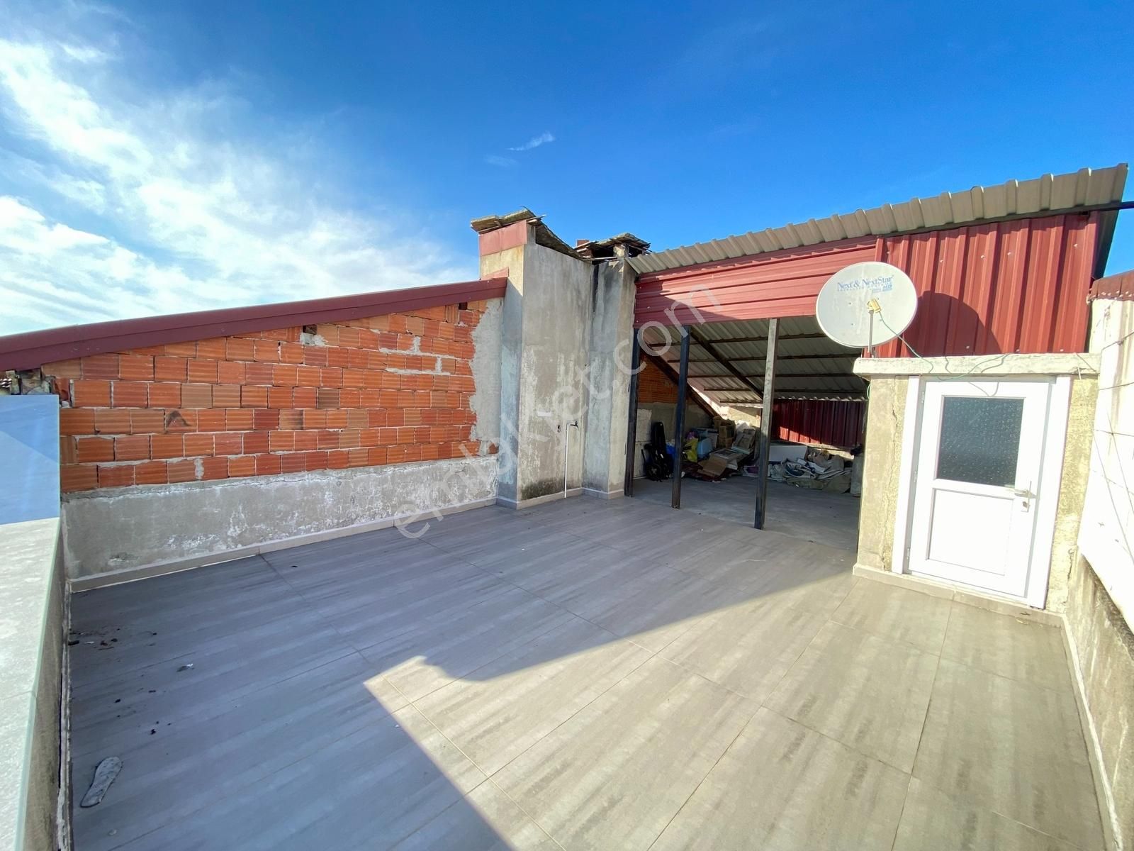 Verandalı,teraslı,şömineli,hobi Bahçeli 4+2 Kiralık Müstakil Ev - Görsel 8