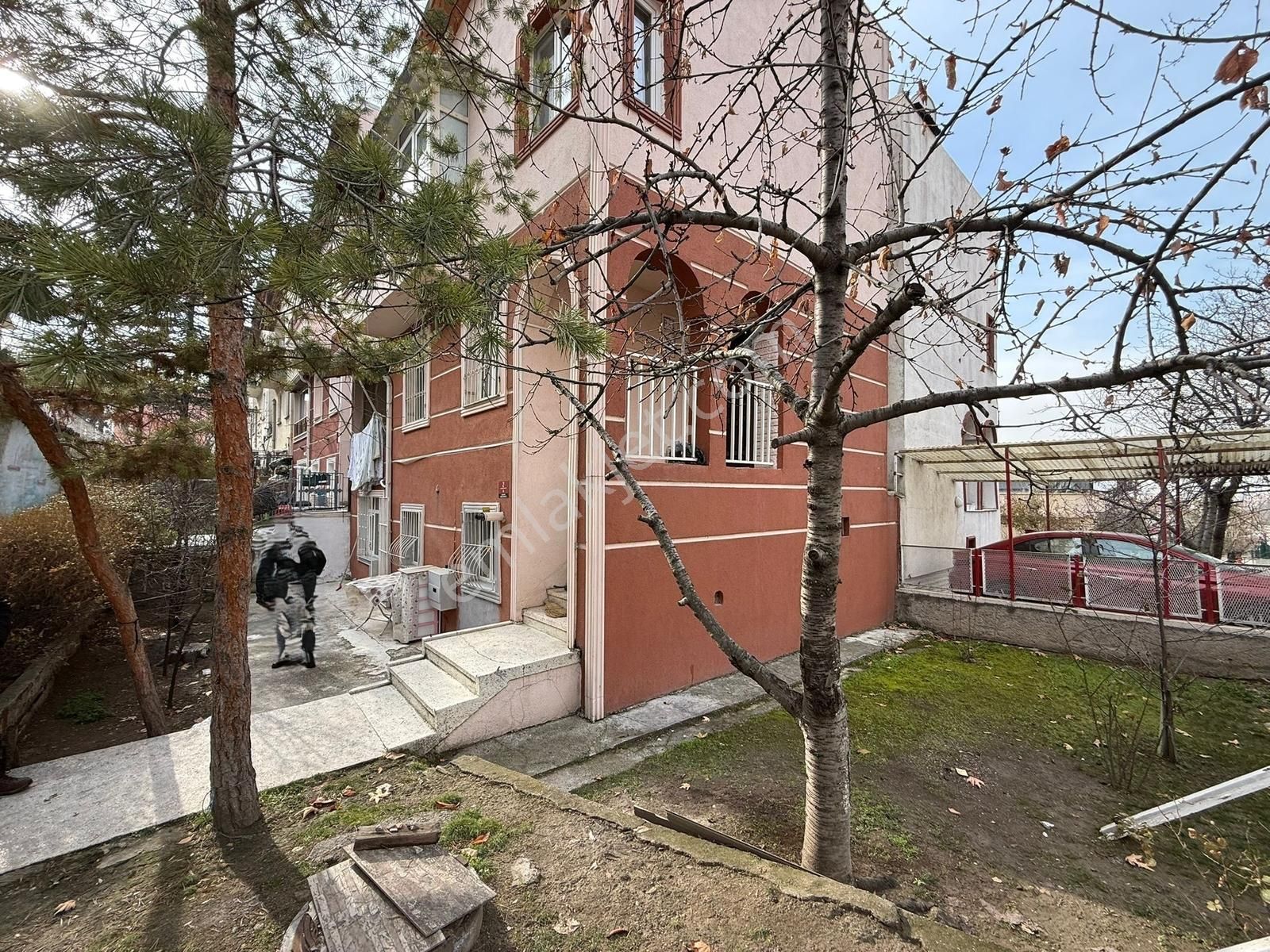 Rıza Acar'dan İnönü Mahallesi Onlar Sit. Köşe Geniş Bahçeli - Görsel 4