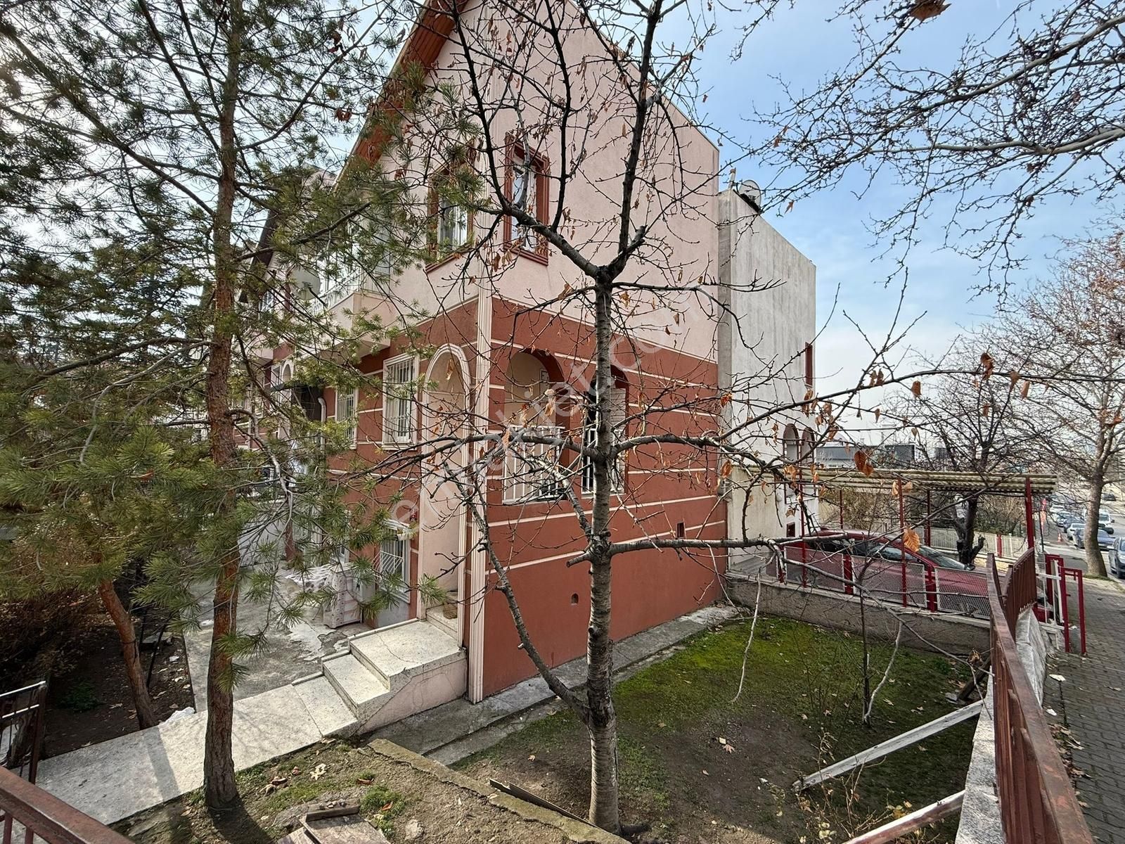 Rıza Acar'dan İnönü Mahallesi Onlar Sit. Köşe Geniş Bahçeli - Görsel 34