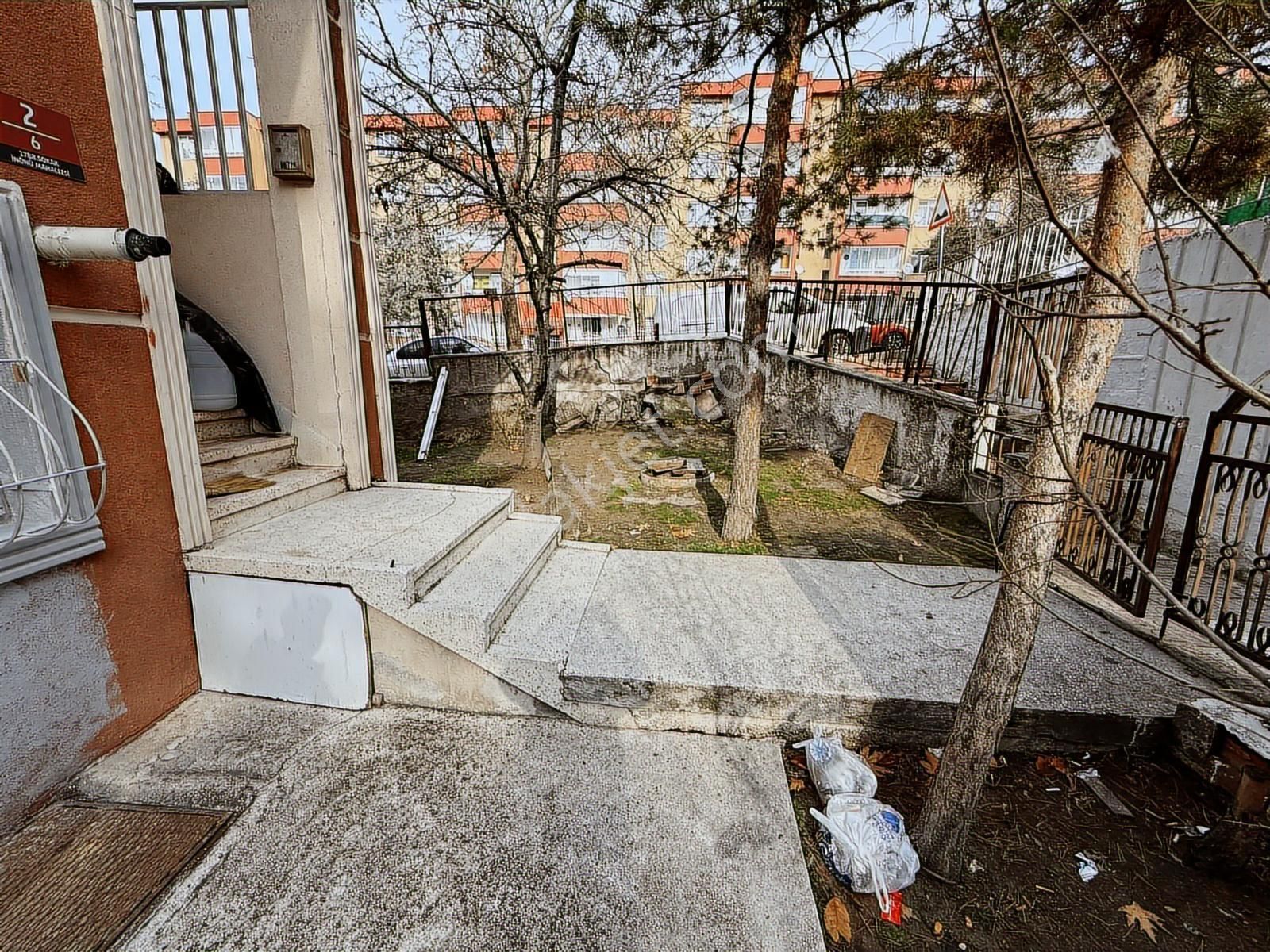 Rıza Acar'dan İnönü Mahallesi Onlar Sit. Köşe Geniş Bahçeli