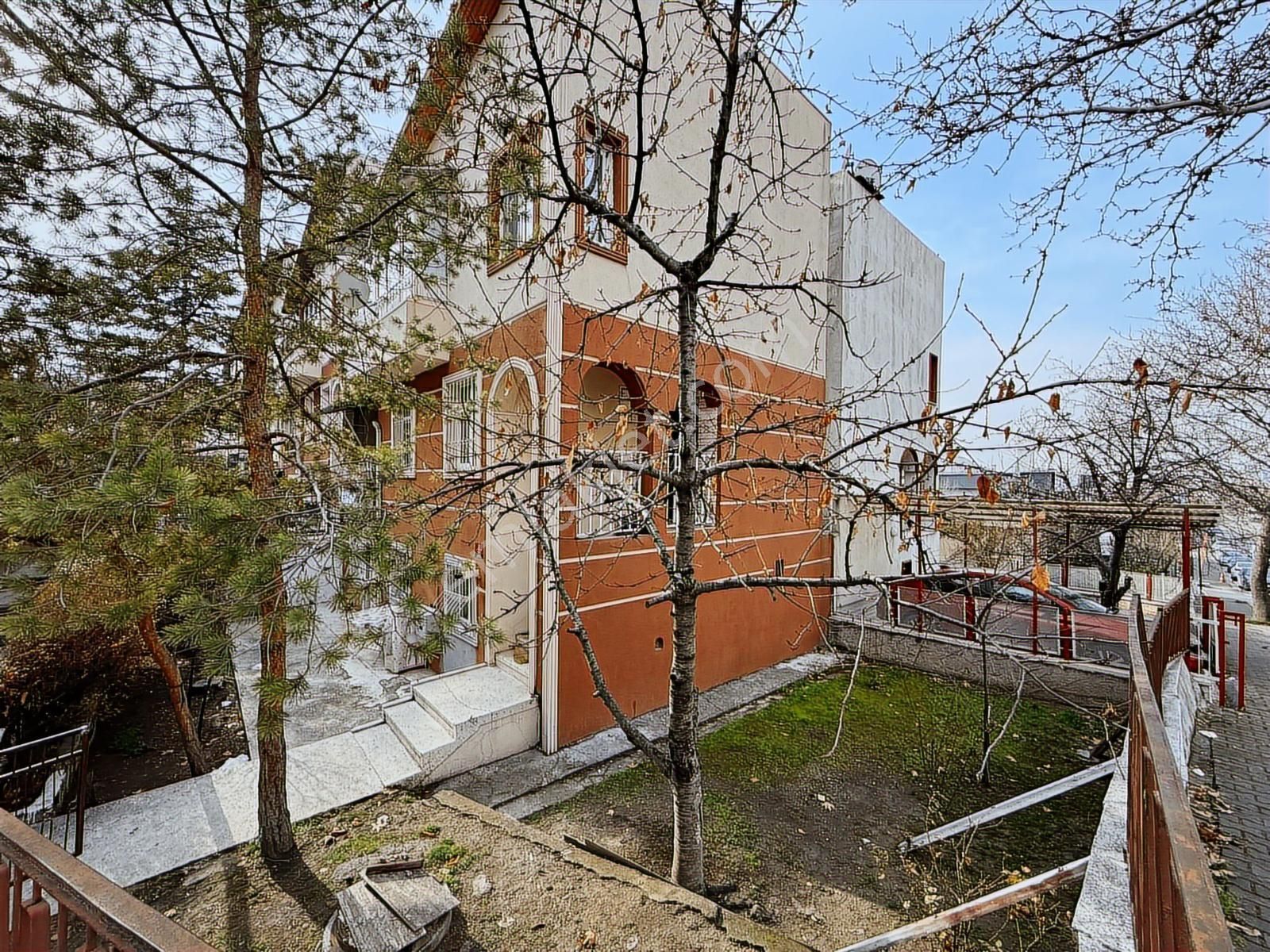 Rıza Acar'dan İnönü Mahallesi Onlar Sit. Köşe Geniş Bahçeli - Görsel 22