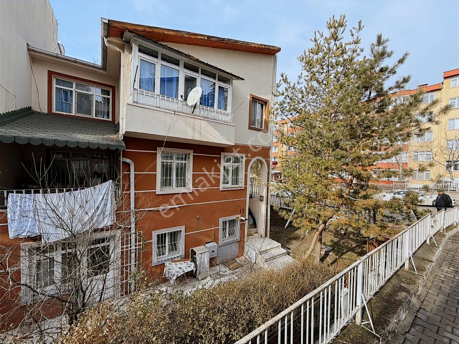 Rıza Acar'dan İnönü Mahallesi Onlar Sit. Köşe Geniş Bahçeli - Görsel 13