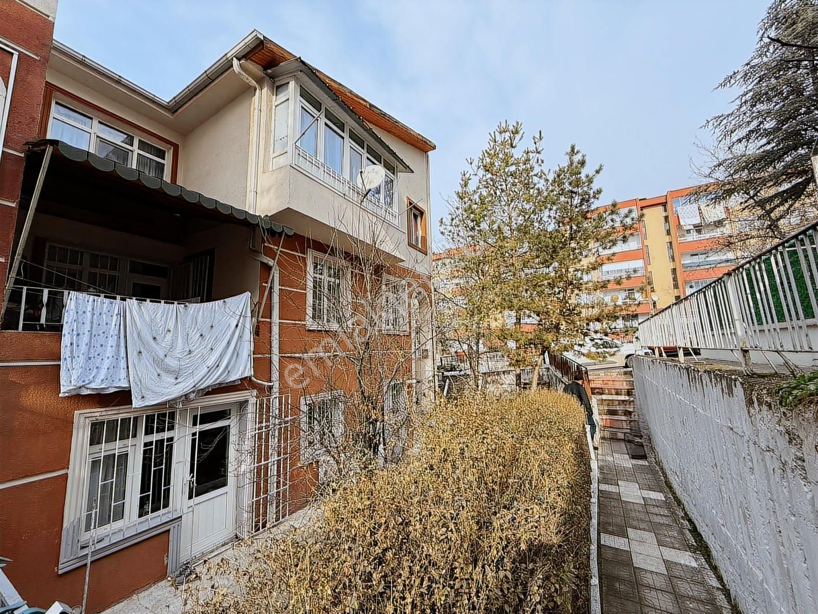 Rıza Acar'dan İnönü Mahallesi Onlar Sit. Köşe Geniş Bahçeli - Görsel 11