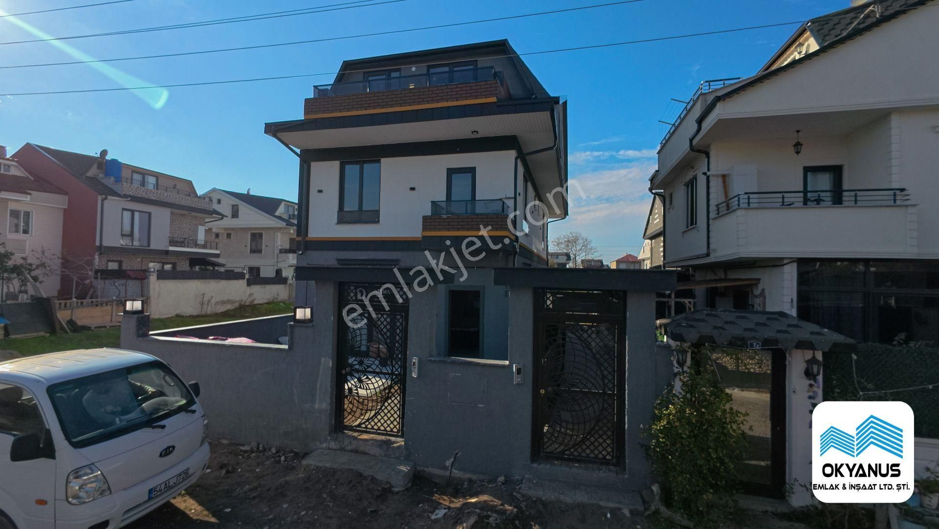 Sakarya Kocaali De Şık Mutfak Dolaplarıyla, Geniş Bahçeli 3+1 Özel Villa - Görsel 2