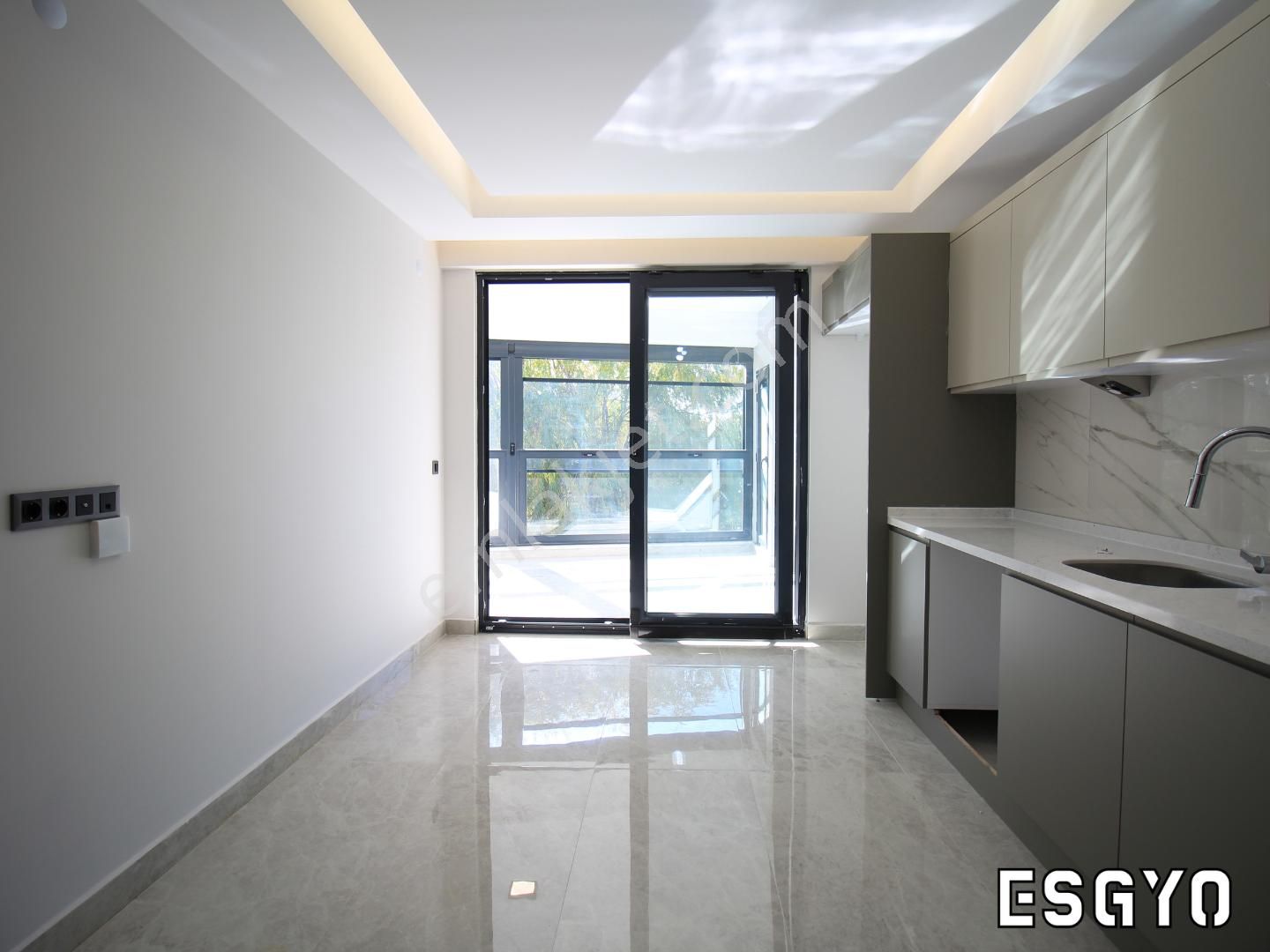 Esgyo'dan Sazova Park Yanı 3+1 170 M2 Sıfır Lüks Kiralık Daire - Görsel 18