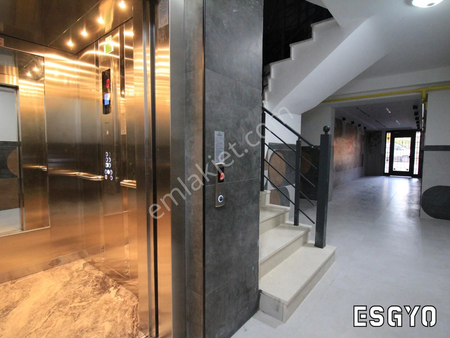 Esgyo'dan Sazova Park Yanı 3+1 170 M2 Sıfır Lüks Kiralık Daire - Görsel 6