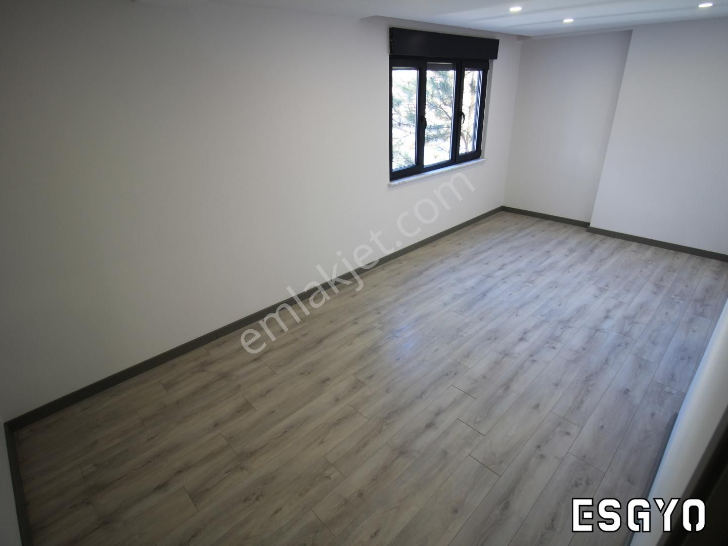 Esgyo'dan Sazova Park Yanı 3+1 170 M2 Sıfır Lüks Kiralık Daire - Görsel 28
