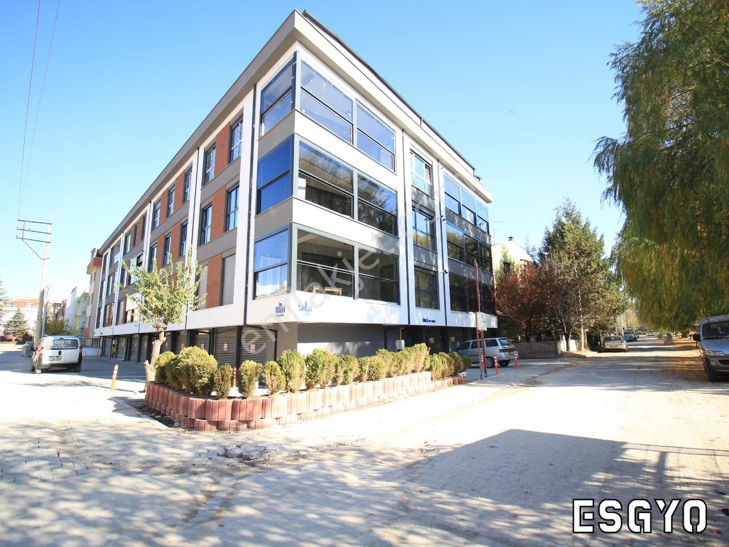 Esgyo'dan Sazova Park Yanı 3+1 170 M2 Sıfır Lüks Kiralık Daire - Görsel 35