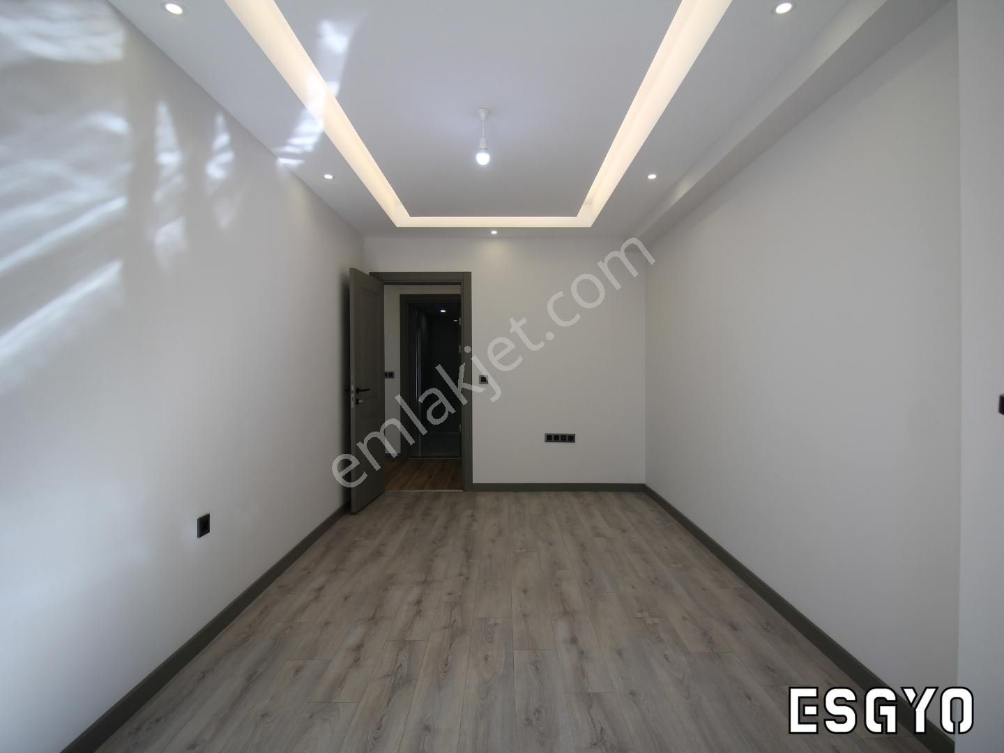 Esgyo'dan Sazova Park Yanı 3+1 170 M2 Sıfır Lüks Kiralık Daire - Görsel 22