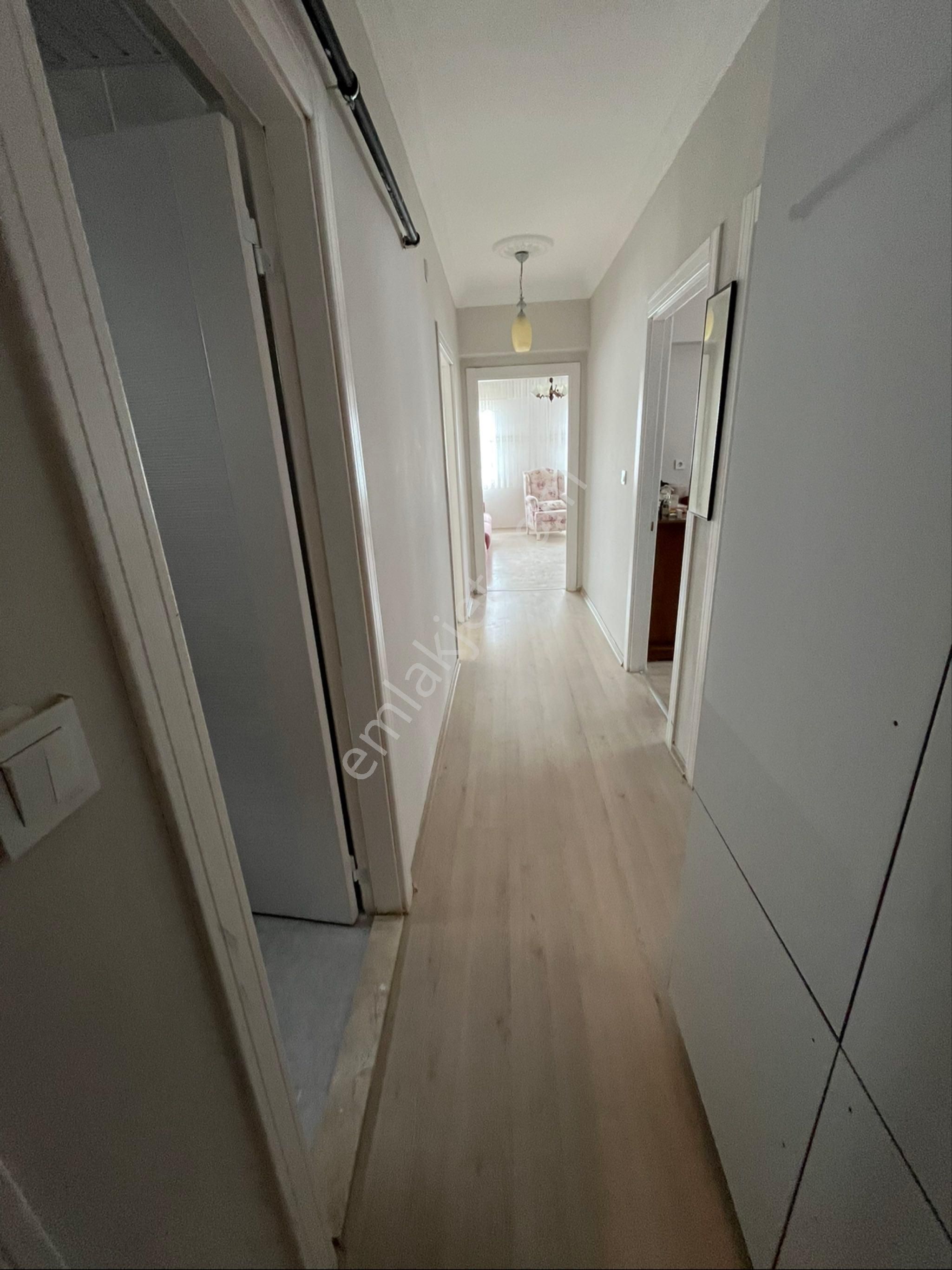 Gölbaşı Bahçelievler Mah Asansörlü Orta Kat Dairemiz Mülkiyetten Satılık - Görsel 6