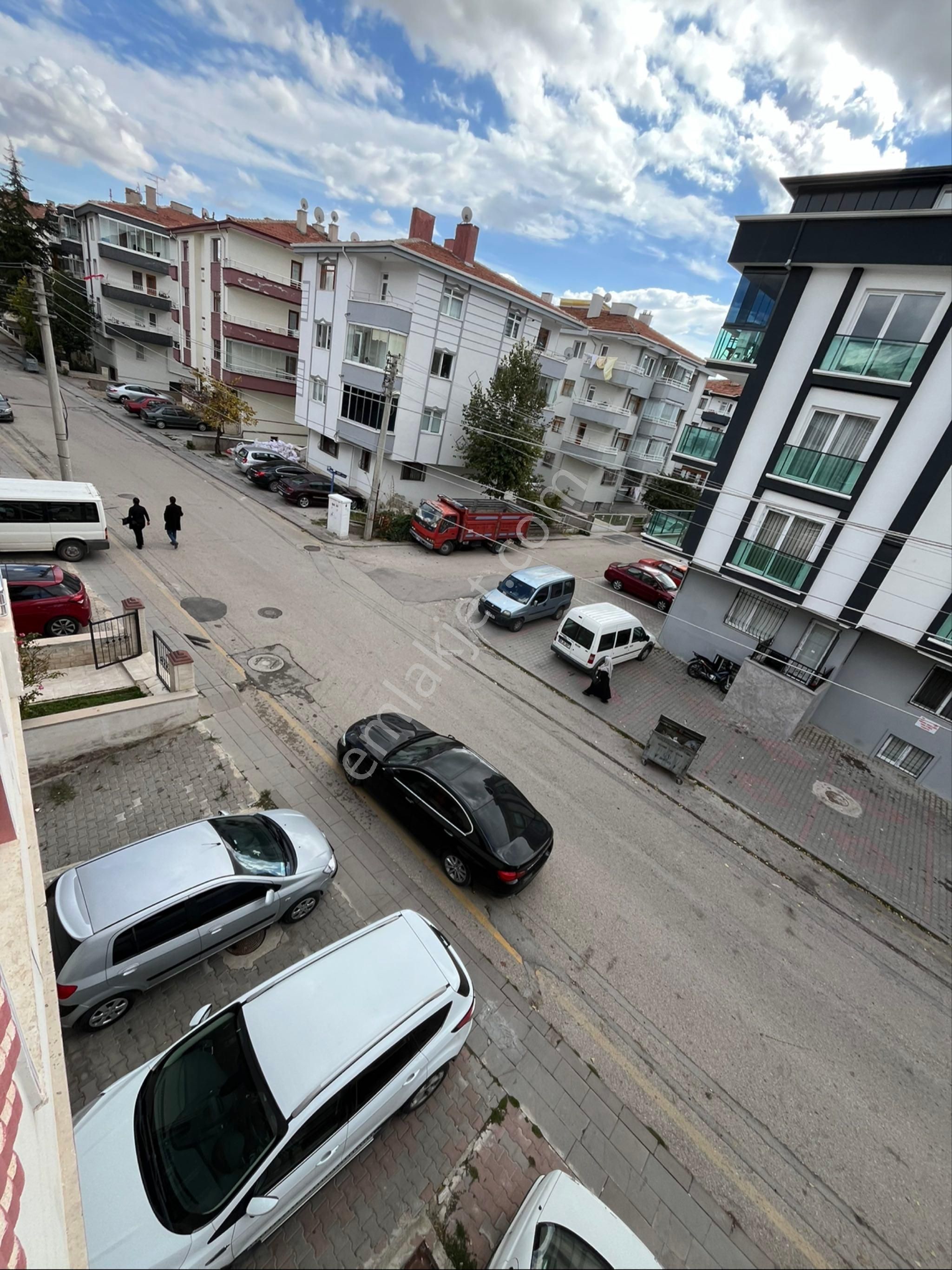 Gölbaşı Bahçelievler Mah Asansörlü Orta Kat Dairemiz Mülkiyetten Satılık - Görsel 22