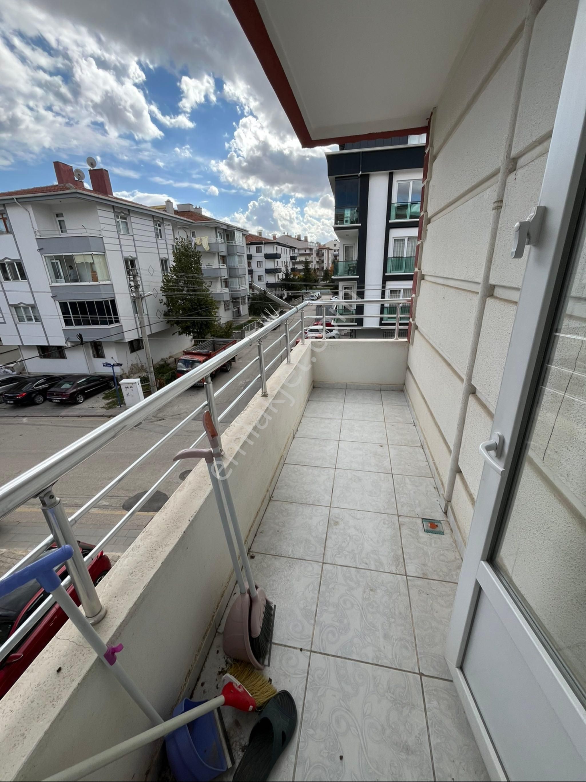 Gölbaşı Bahçelievler Mah Asansörlü Orta Kat Dairemiz Mülkiyetten Satılık - Görsel 17