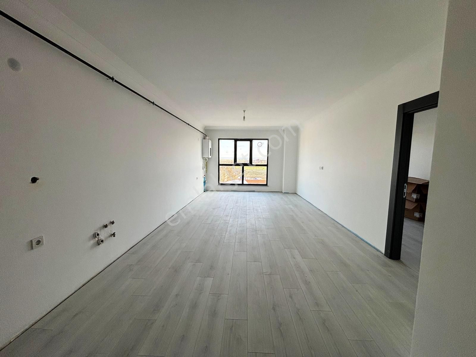 Muratlı İstiklal Mah.'de Kiralık 1+1 Lüks Eşyalı Kw+aysu'dan - Görsel 3