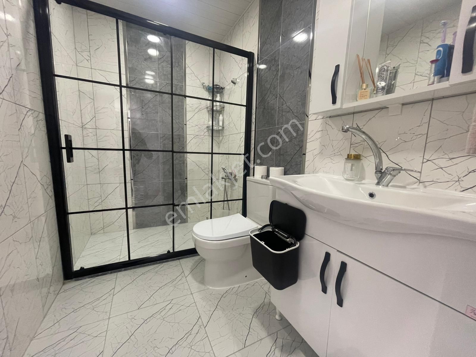 Karınca'dan Eski Mezitli'de Teraslı Geniş Oturumlu 4+1 Satılık - Görsel 21