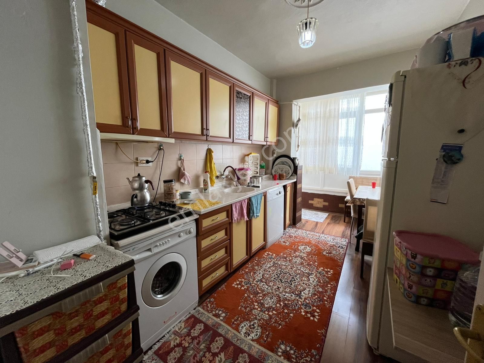 Bademlik Mahallesi'nde Ara Katta 3+1 Daire!